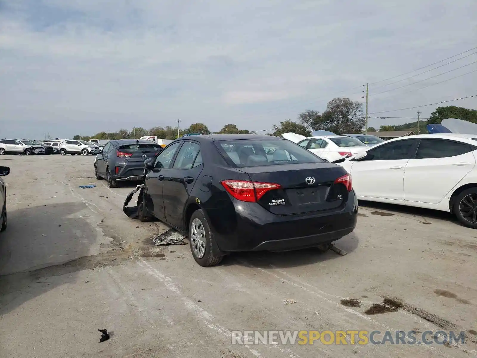 3 Photograph of a damaged car 2T1BURHE4KC229002 TOYOTA COROLLA 2019