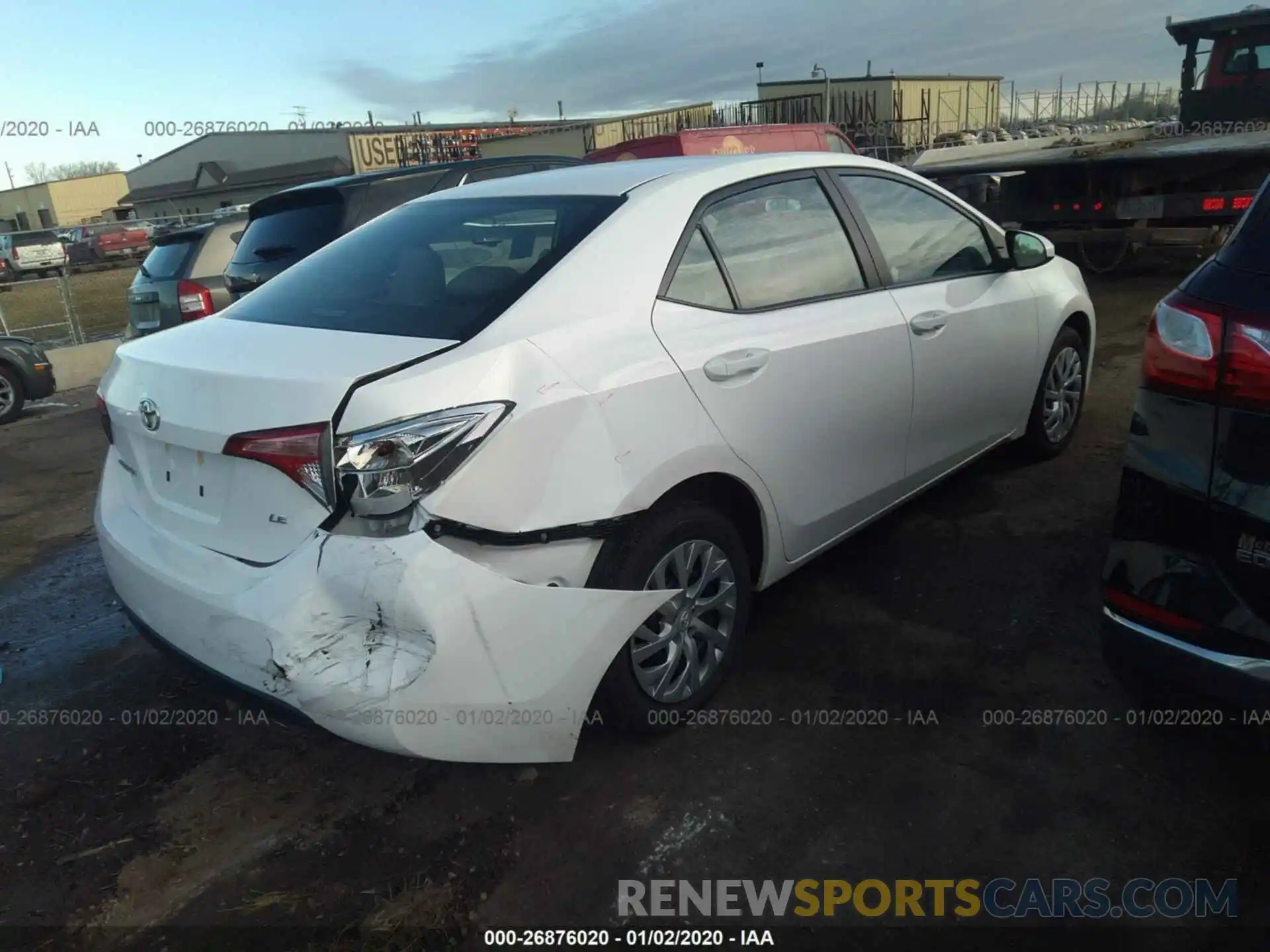 4 Photograph of a damaged car 2T1BURHE4KC229310 TOYOTA COROLLA 2019