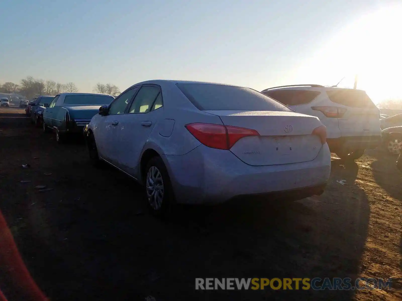 3 Photograph of a damaged car 2T1BURHE4KC229890 TOYOTA COROLLA 2019