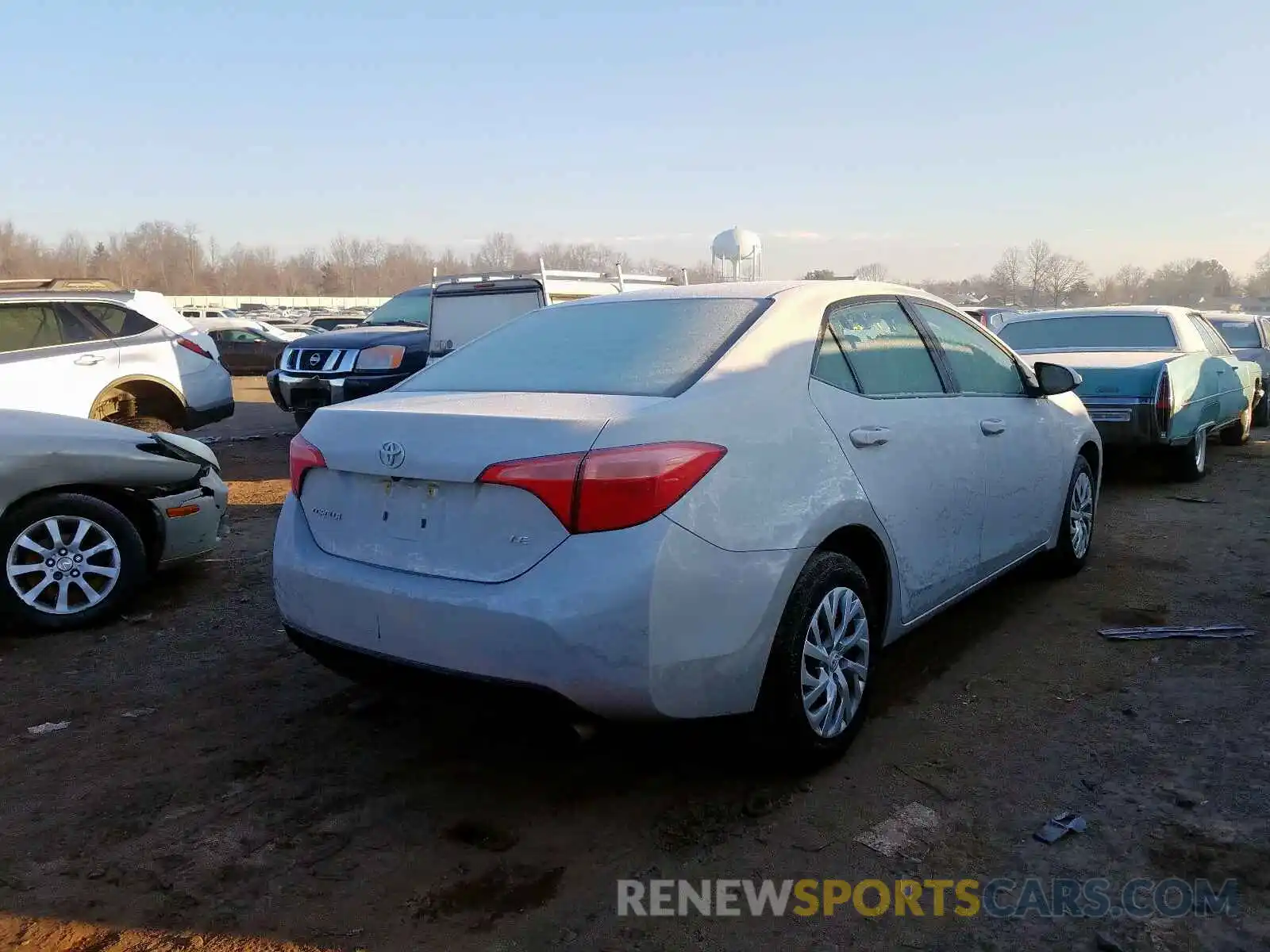 4 Photograph of a damaged car 2T1BURHE4KC229890 TOYOTA COROLLA 2019