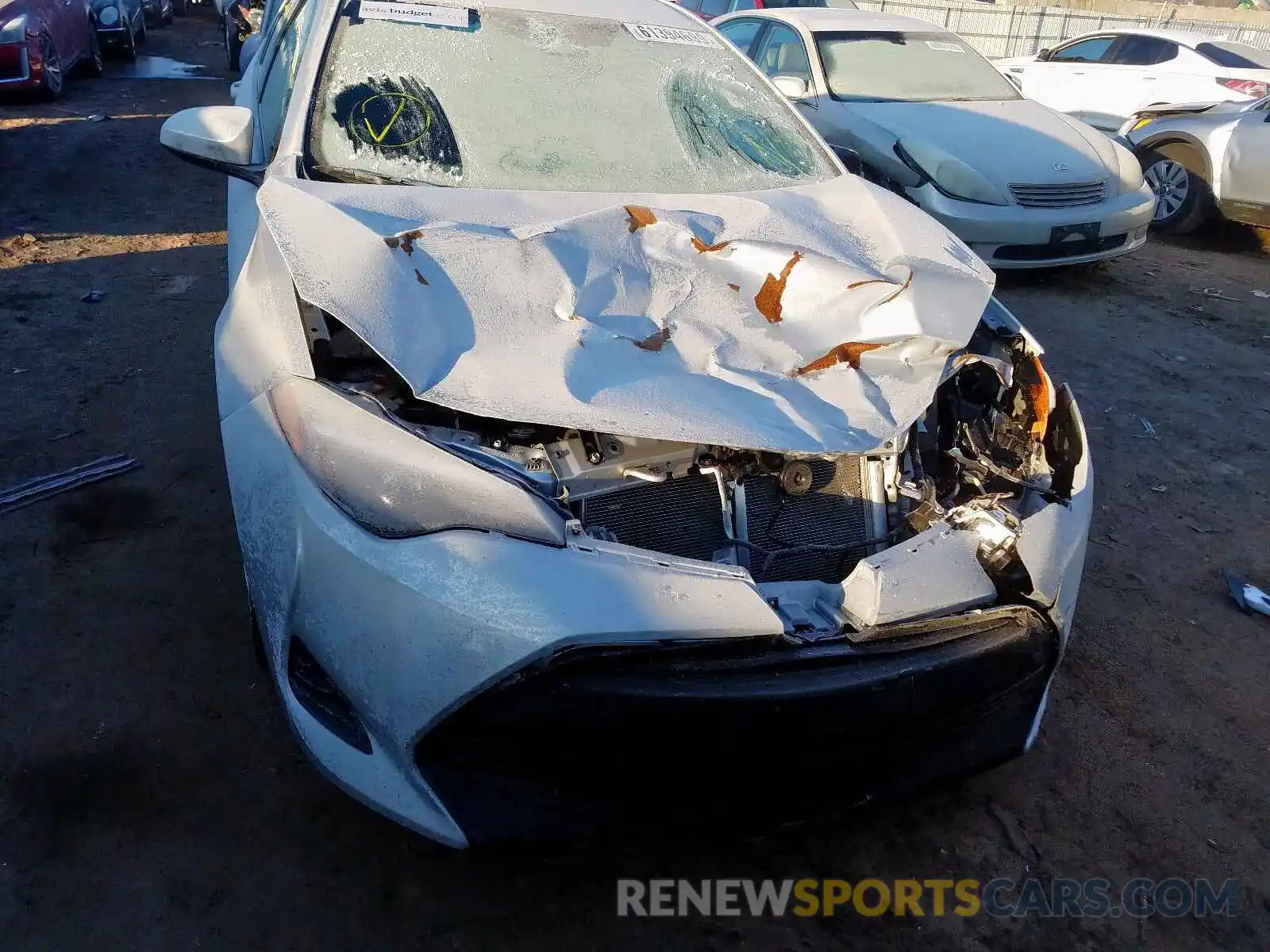 9 Photograph of a damaged car 2T1BURHE4KC229890 TOYOTA COROLLA 2019