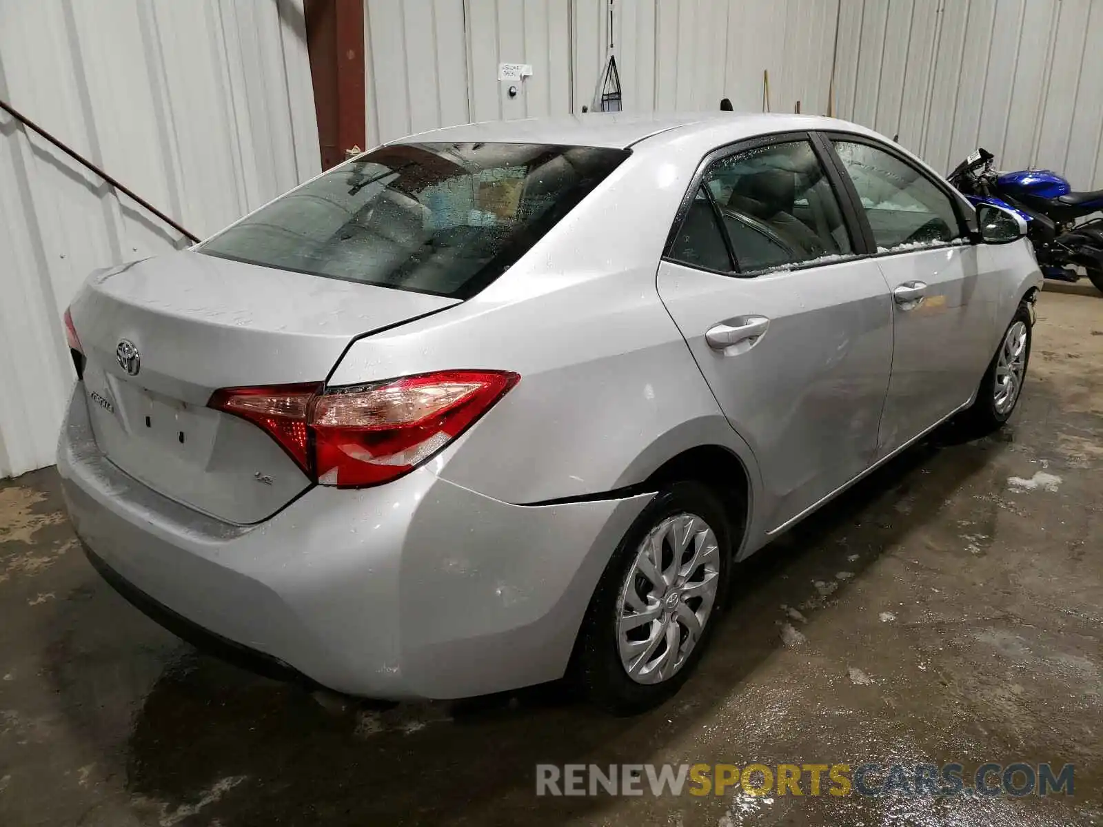 4 Photograph of a damaged car 2T1BURHE4KC230134 TOYOTA COROLLA 2019