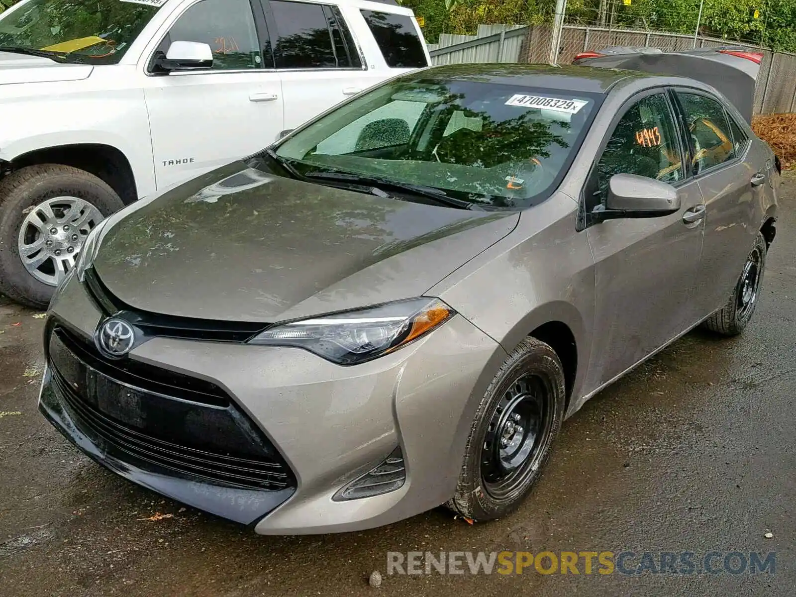 2 Photograph of a damaged car 2T1BURHE4KC230165 TOYOTA COROLLA 2019