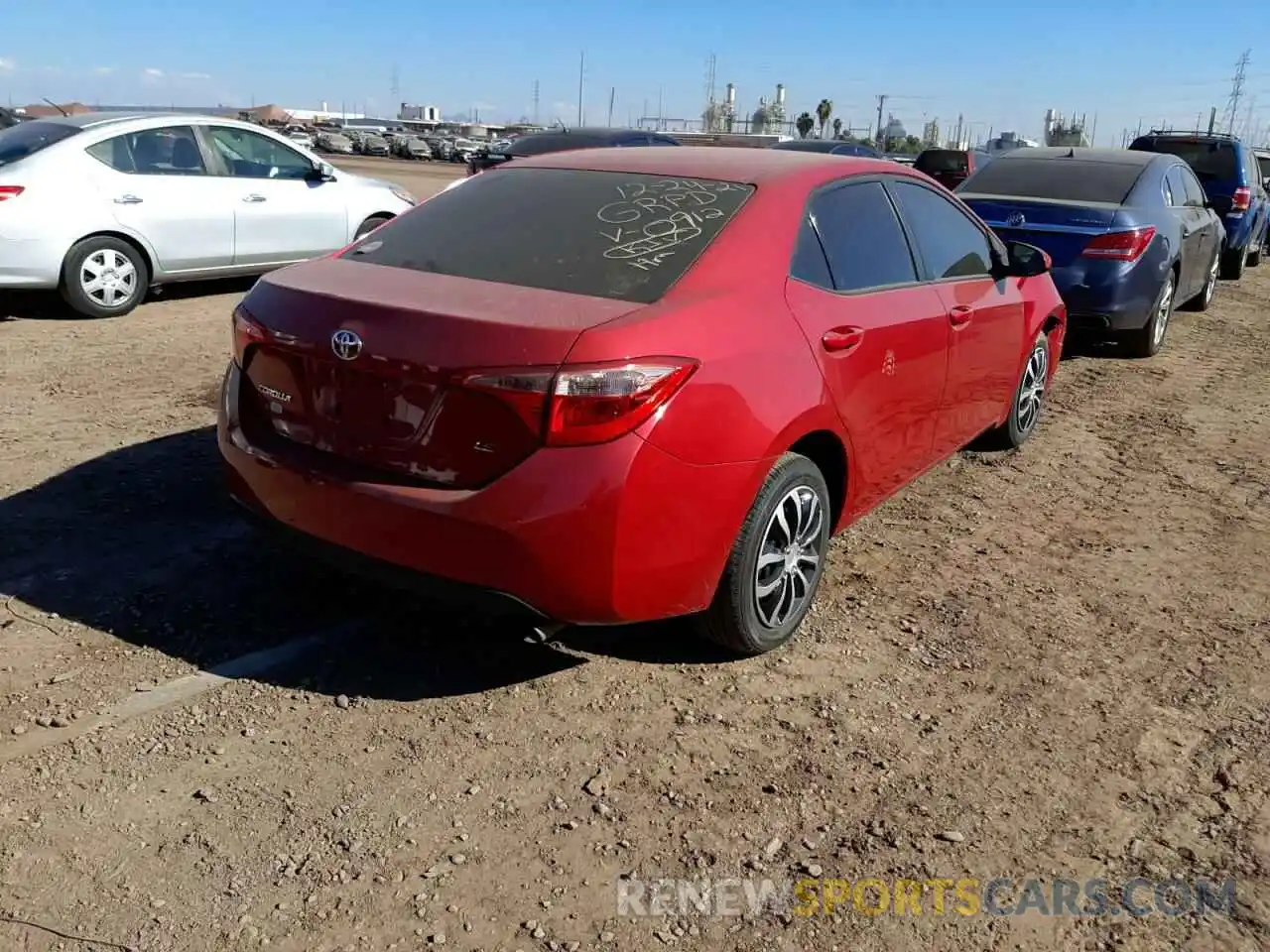 4 Photograph of a damaged car 2T1BURHE4KC230912 TOYOTA COROLLA 2019