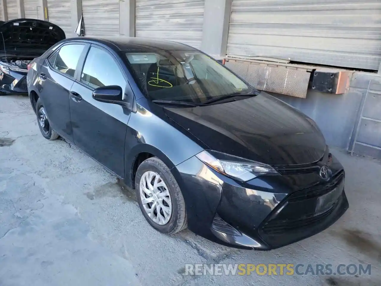 1 Photograph of a damaged car 2T1BURHE4KC231221 TOYOTA COROLLA 2019