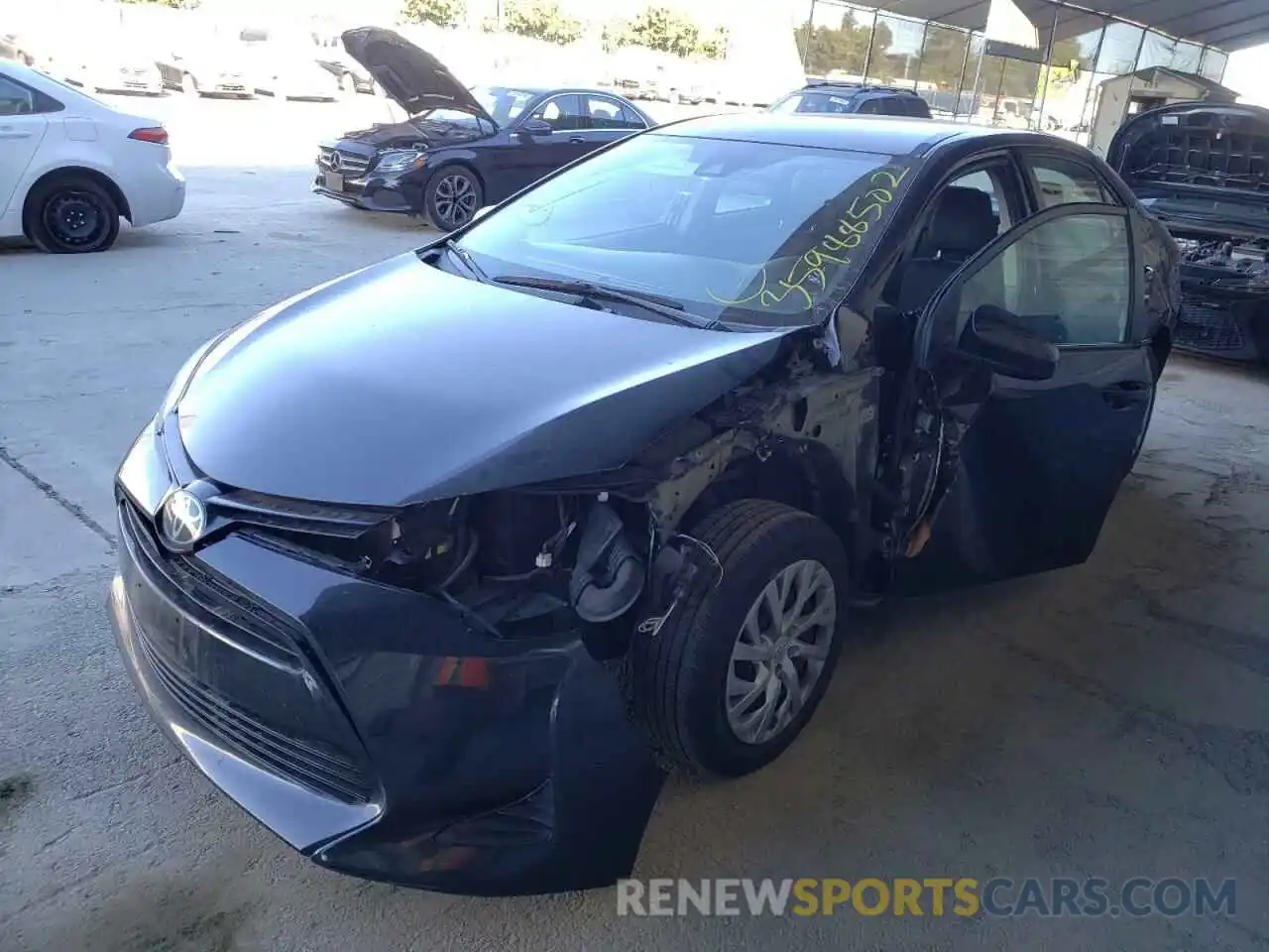 2 Photograph of a damaged car 2T1BURHE4KC231221 TOYOTA COROLLA 2019