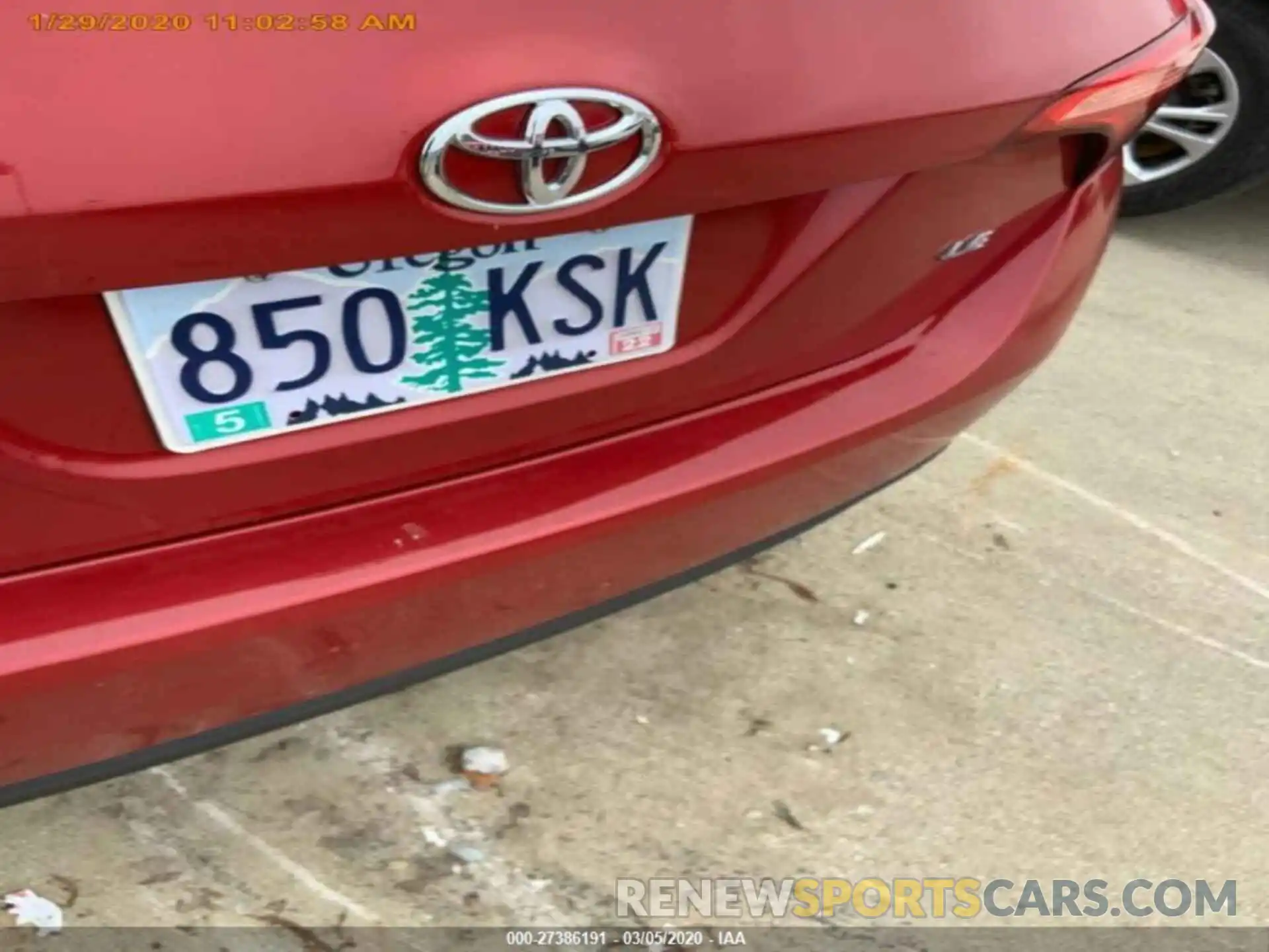 12 Photograph of a damaged car 2T1BURHE4KC231588 TOYOTA COROLLA 2019
