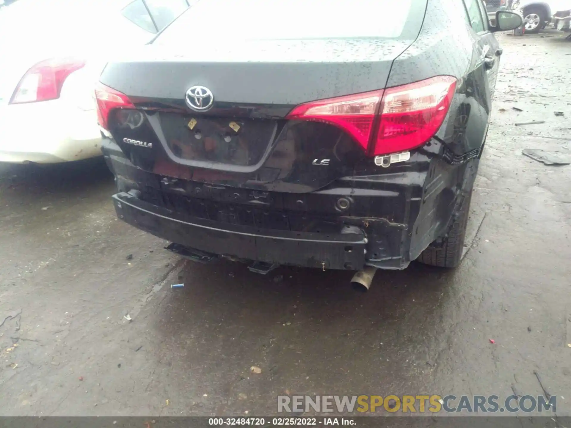 6 Photograph of a damaged car 2T1BURHE4KC232286 TOYOTA COROLLA 2019