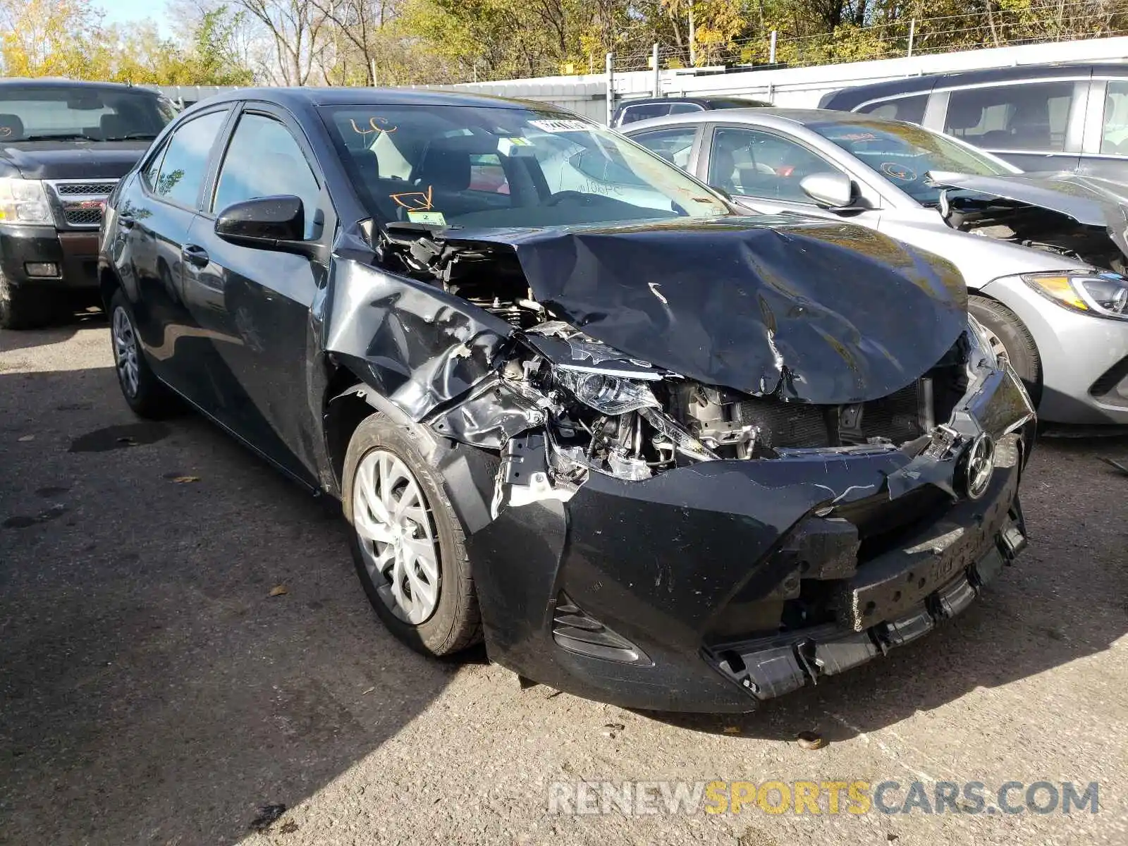 1 Photograph of a damaged car 2T1BURHE4KC232823 TOYOTA COROLLA 2019