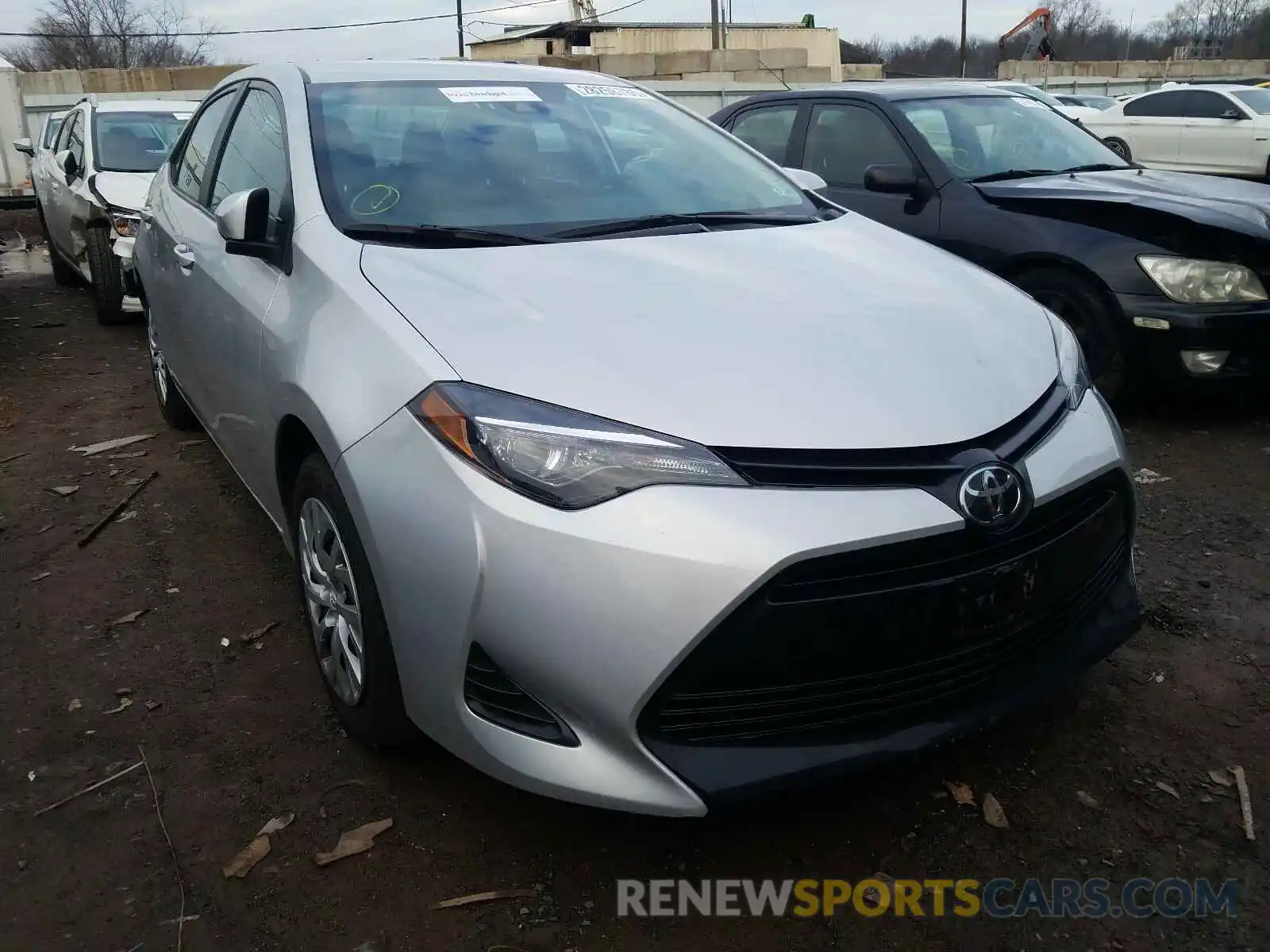 1 Photograph of a damaged car 2T1BURHE4KC233521 TOYOTA COROLLA 2019