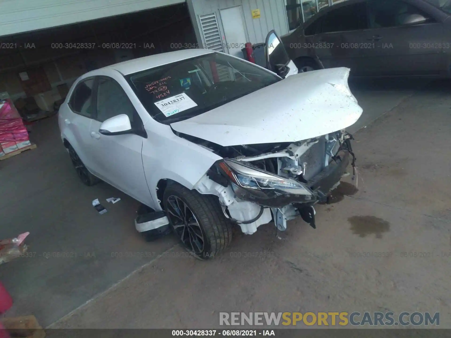 1 Photograph of a damaged car 2T1BURHE4KC234524 TOYOTA COROLLA 2019