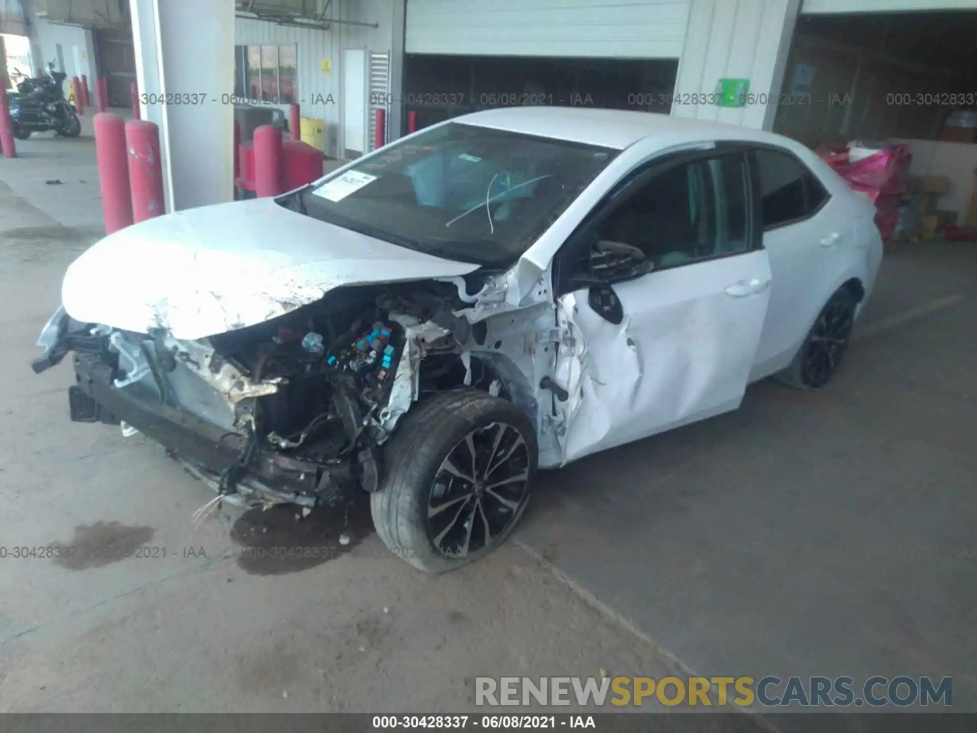 2 Photograph of a damaged car 2T1BURHE4KC234524 TOYOTA COROLLA 2019