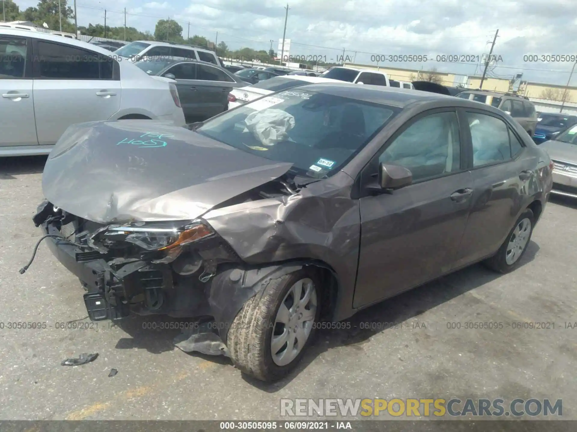 2 Photograph of a damaged car 2T1BURHE4KC234622 TOYOTA COROLLA 2019