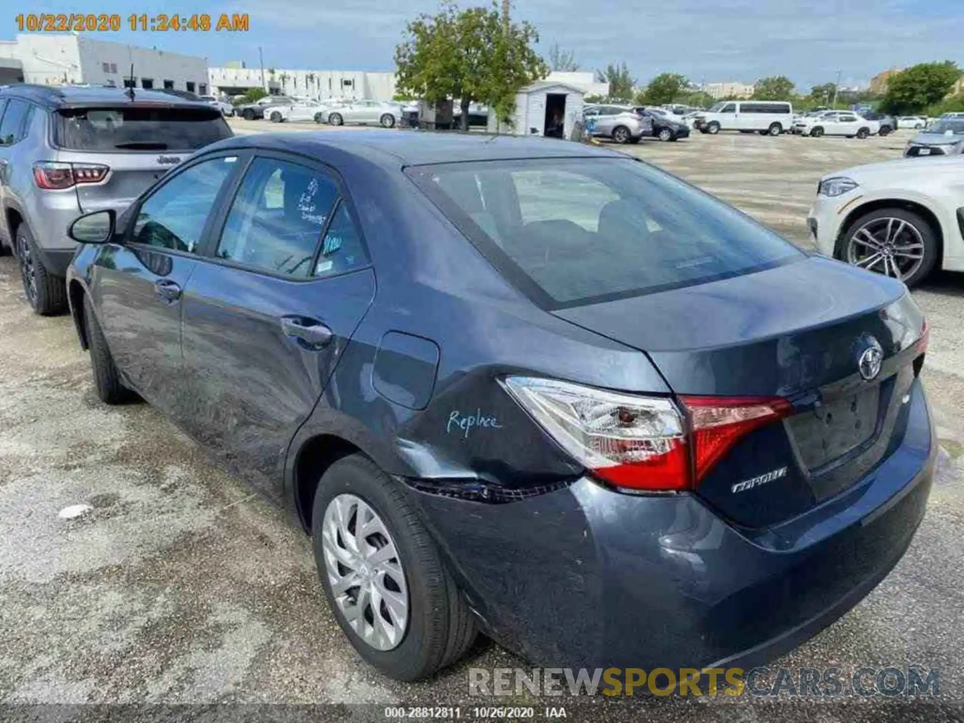 17 Photograph of a damaged car 2T1BURHE4KC235057 TOYOTA COROLLA 2019