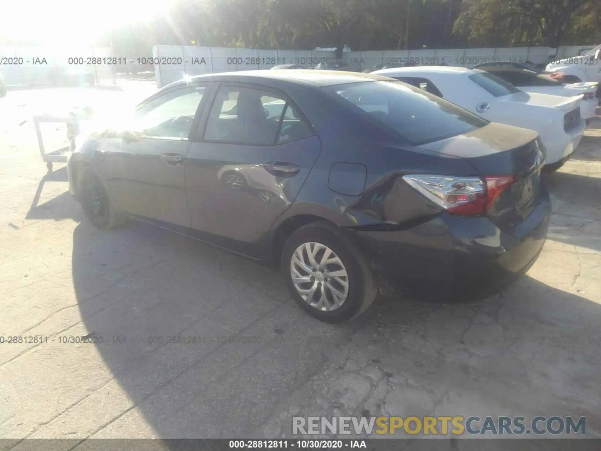 3 Photograph of a damaged car 2T1BURHE4KC235057 TOYOTA COROLLA 2019