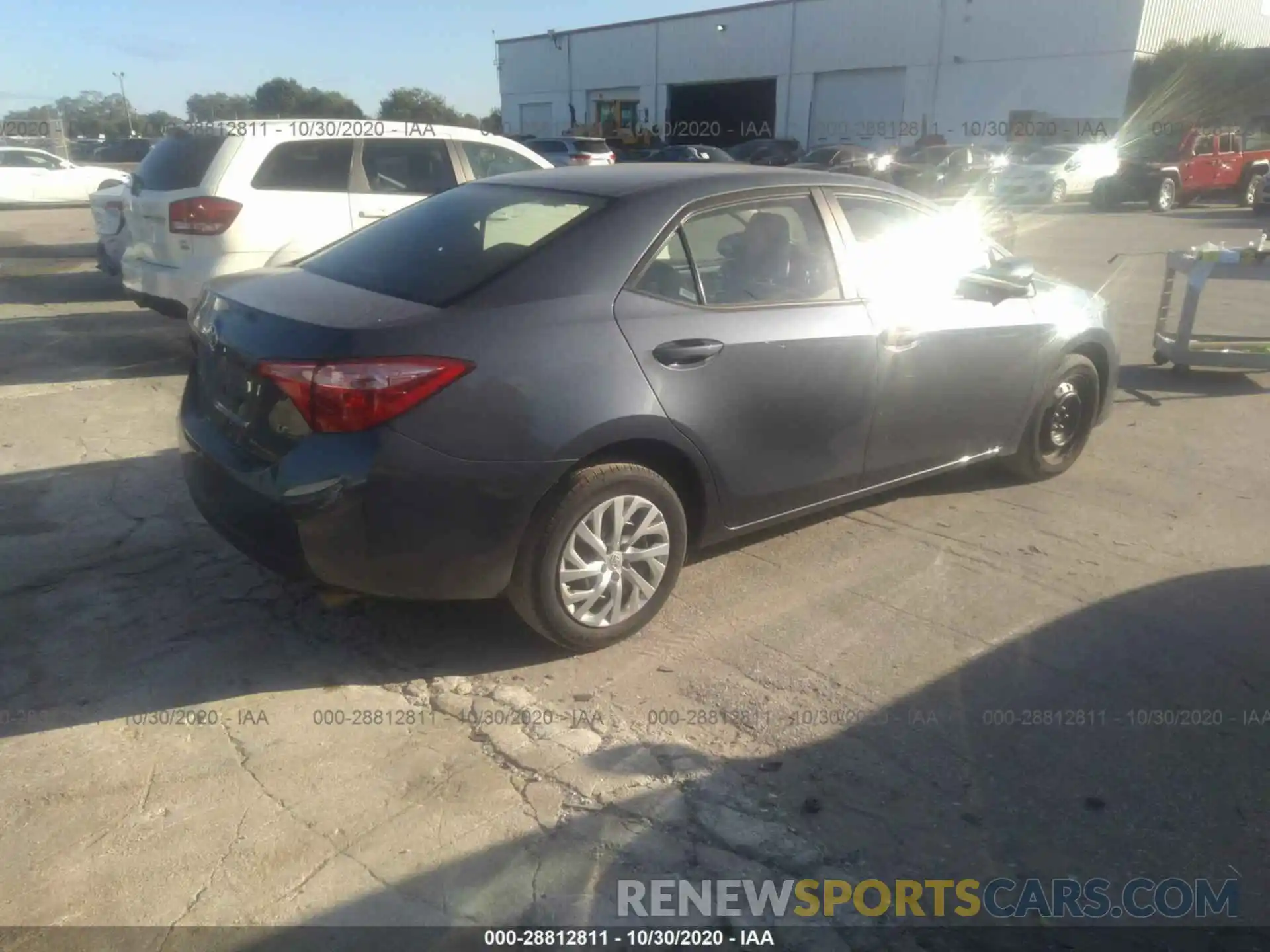 4 Photograph of a damaged car 2T1BURHE4KC235057 TOYOTA COROLLA 2019