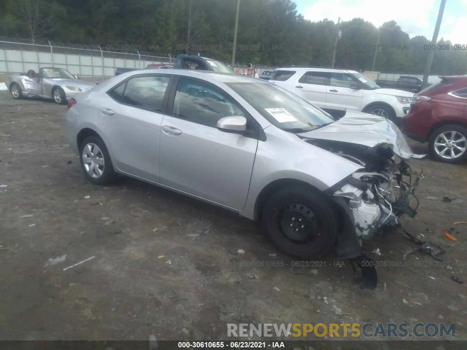 1 Photograph of a damaged car 2T1BURHE4KC235768 TOYOTA COROLLA 2019