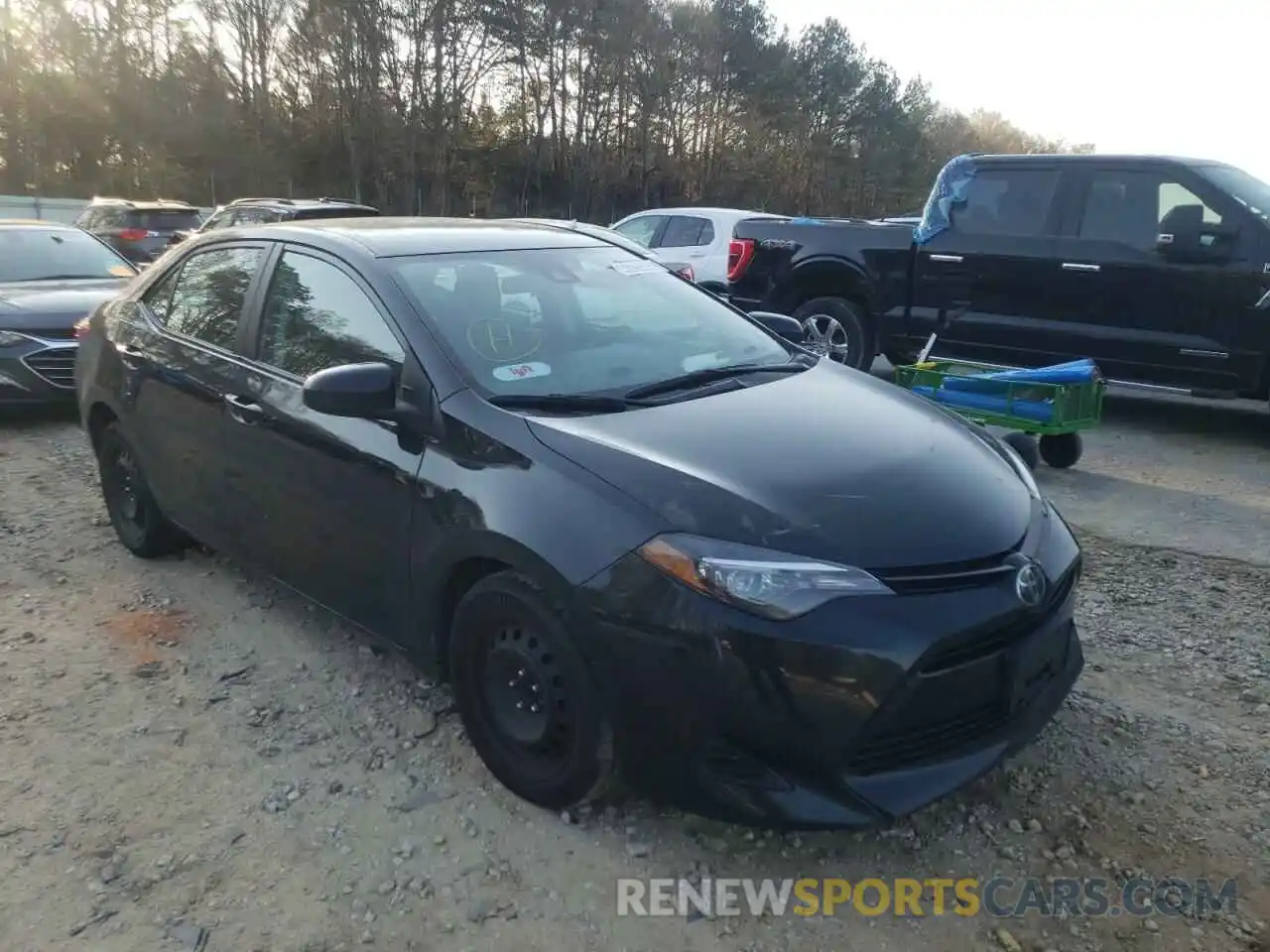 1 Photograph of a damaged car 2T1BURHE4KC236113 TOYOTA COROLLA 2019