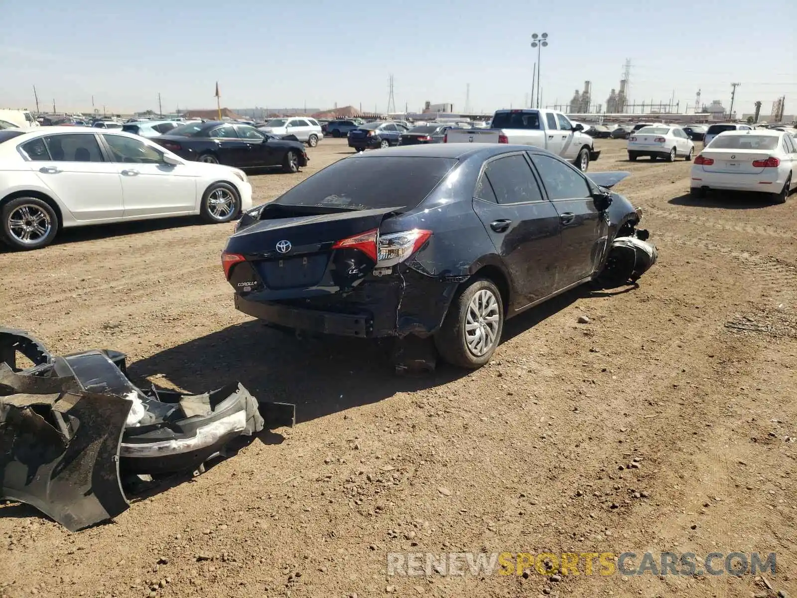 4 Photograph of a damaged car 2T1BURHE4KC237021 TOYOTA COROLLA 2019