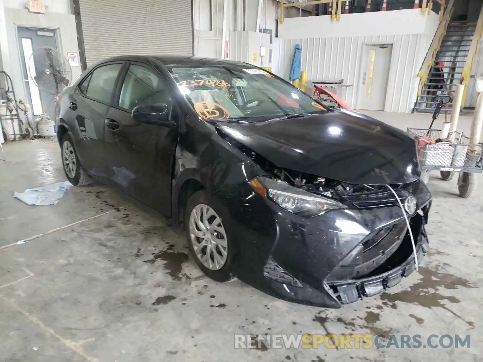 1 Photograph of a damaged car 2T1BURHE4KC237486 TOYOTA COROLLA 2019