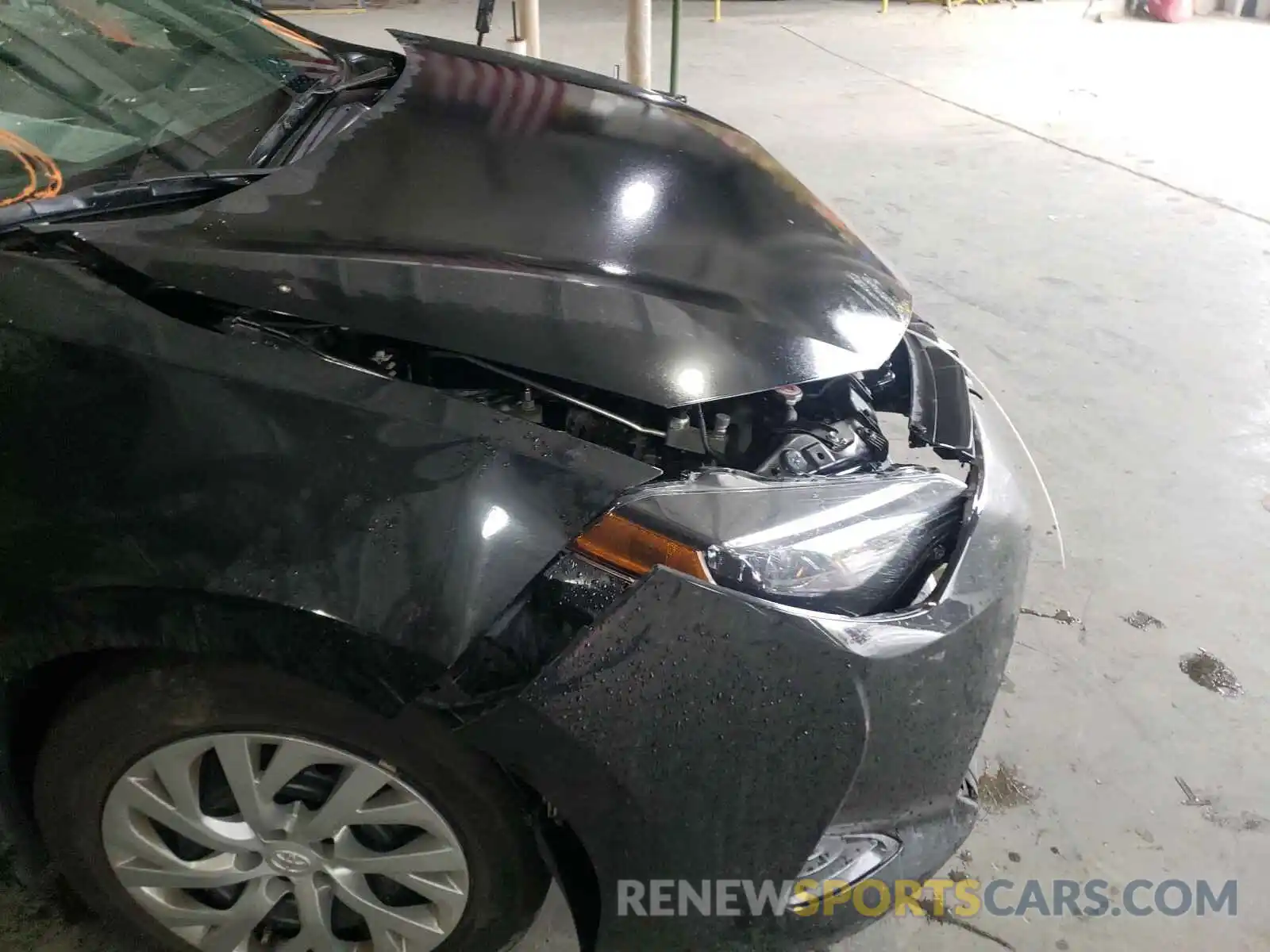 9 Photograph of a damaged car 2T1BURHE4KC237486 TOYOTA COROLLA 2019