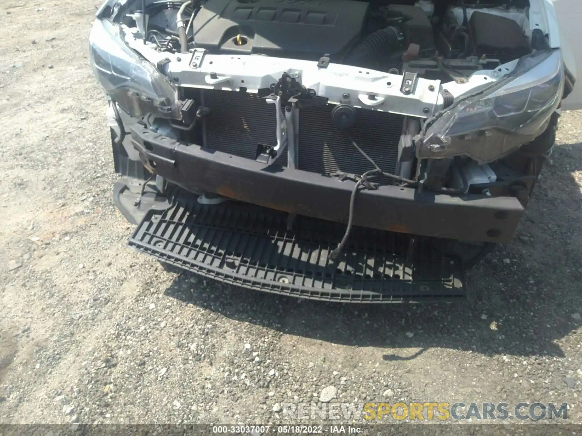 6 Photograph of a damaged car 2T1BURHE4KC238038 TOYOTA COROLLA 2019