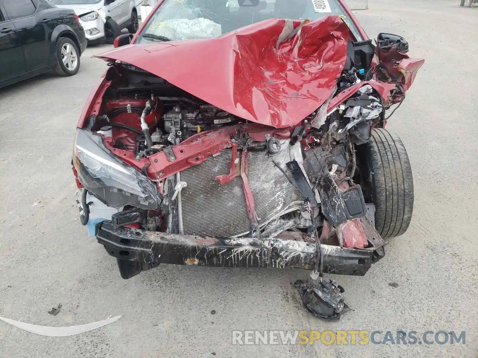 7 Photograph of a damaged car 2T1BURHE4KC238072 TOYOTA COROLLA 2019