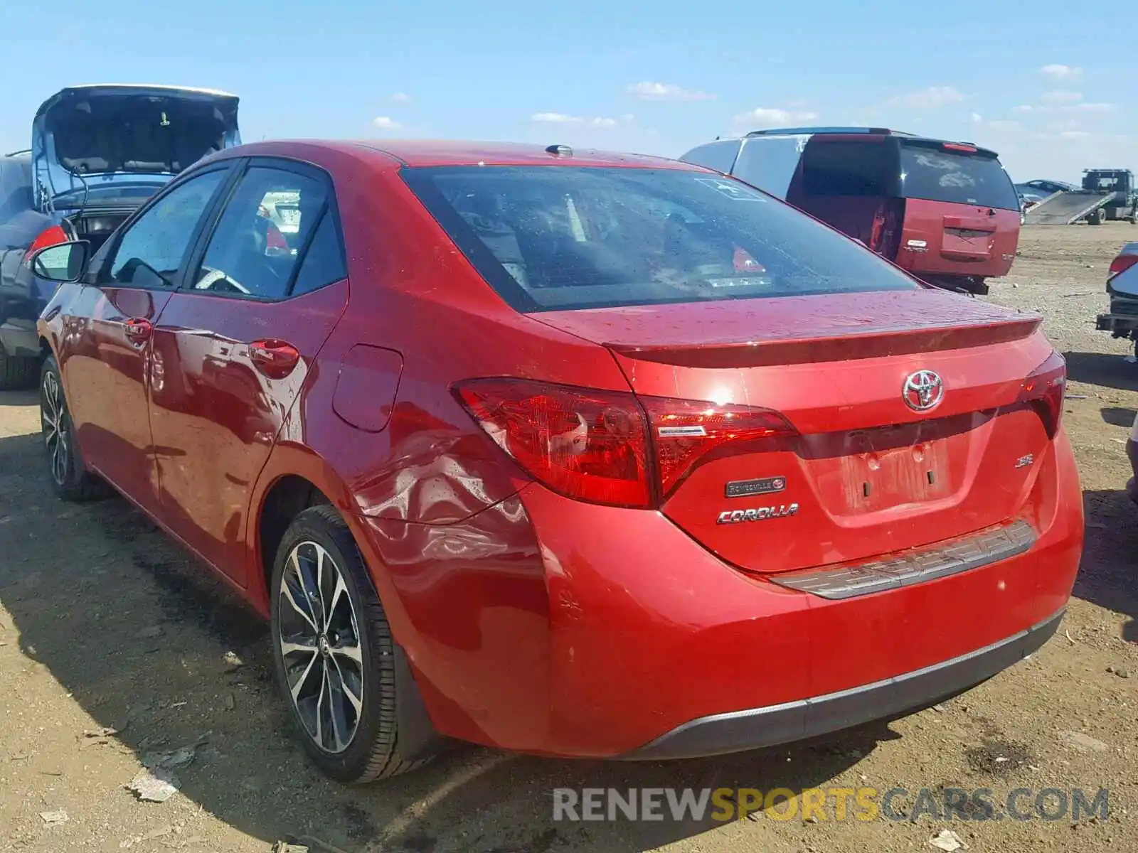 3 Photograph of a damaged car 2T1BURHE4KC239481 TOYOTA COROLLA 2019