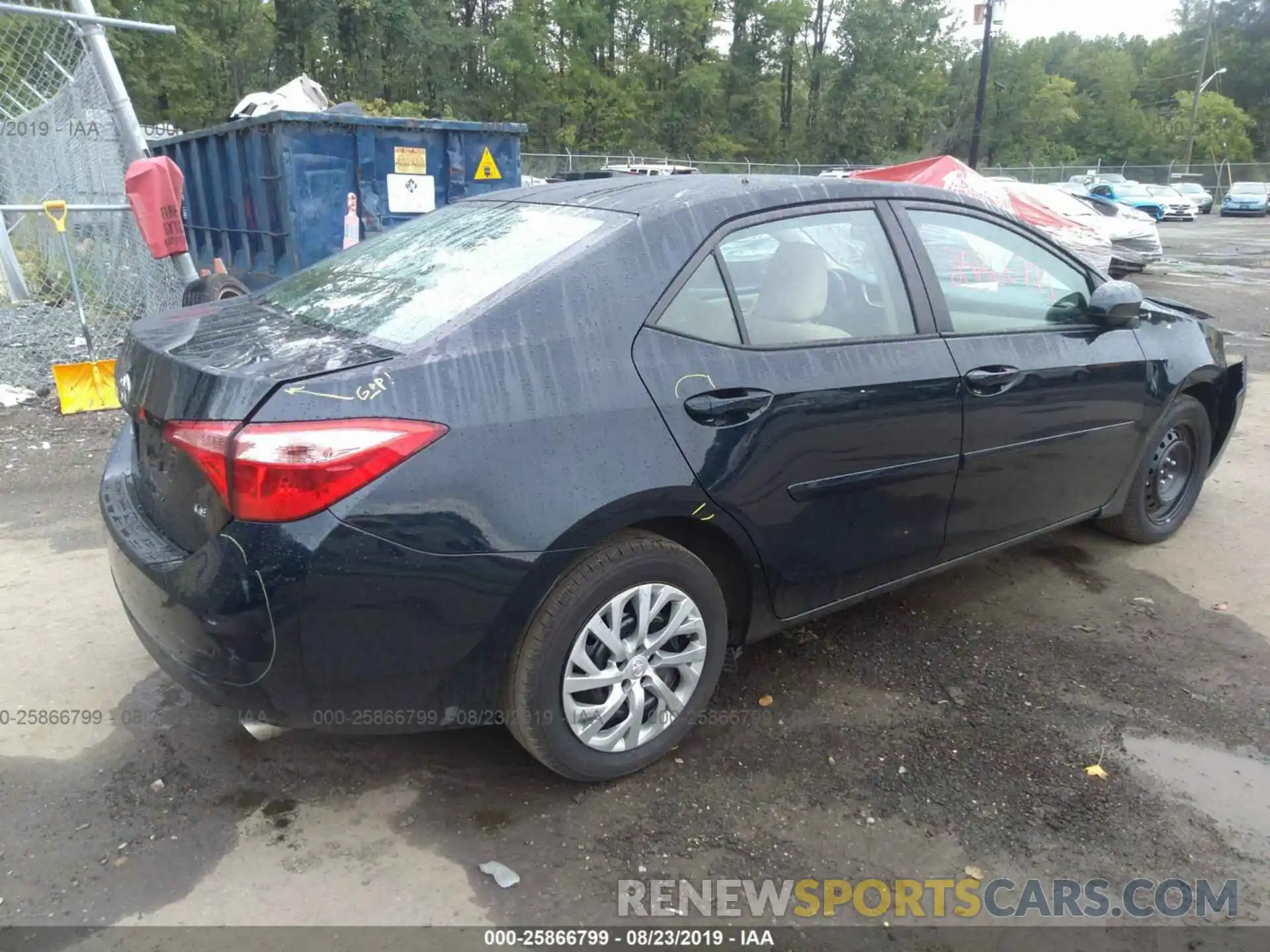 4 Photograph of a damaged car 2T1BURHE4KC239982 TOYOTA COROLLA 2019