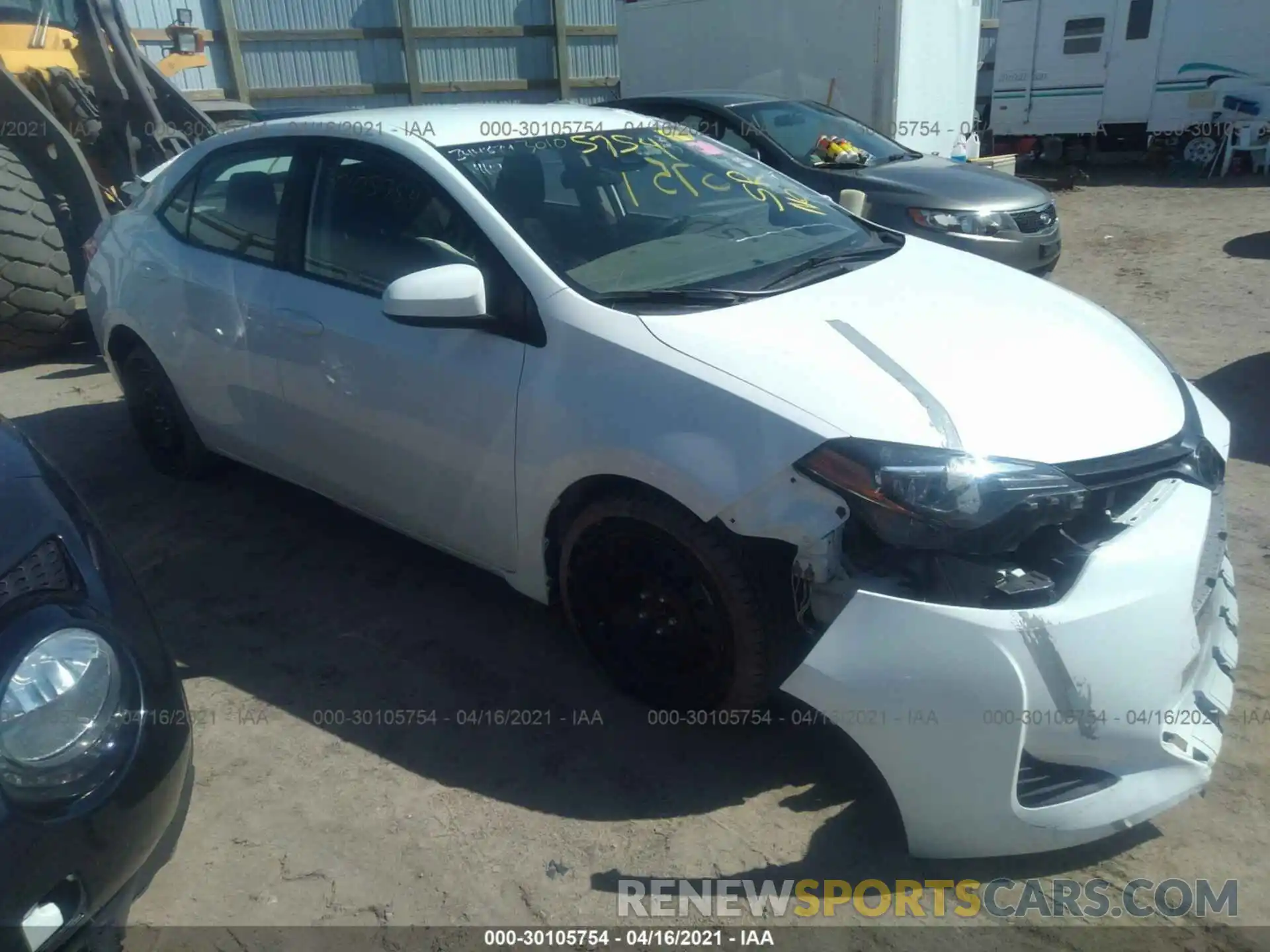 1 Photograph of a damaged car 2T1BURHE4KC240372 TOYOTA COROLLA 2019