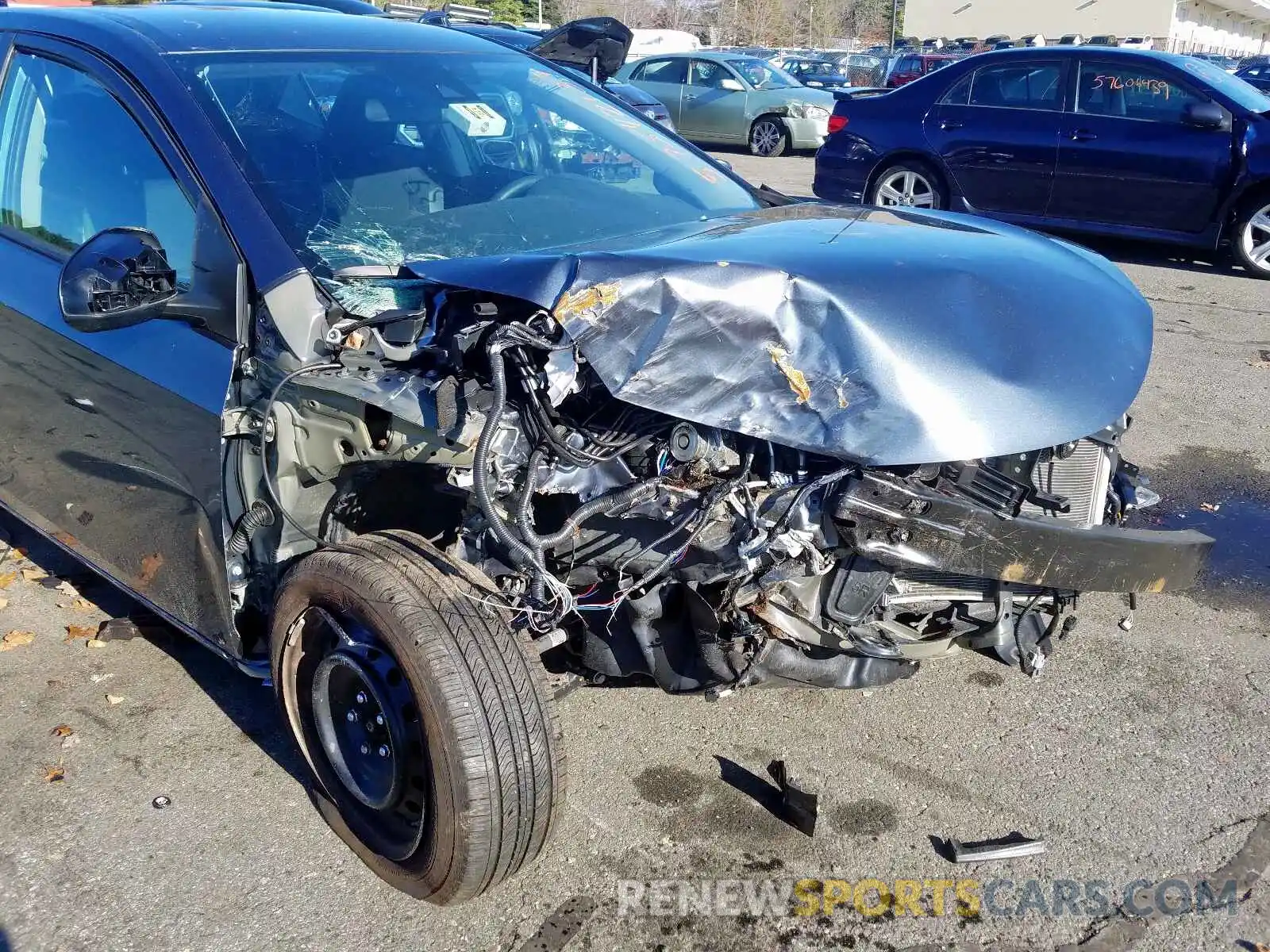 9 Photograph of a damaged car 2T1BURHE4KC241022 TOYOTA COROLLA 2019