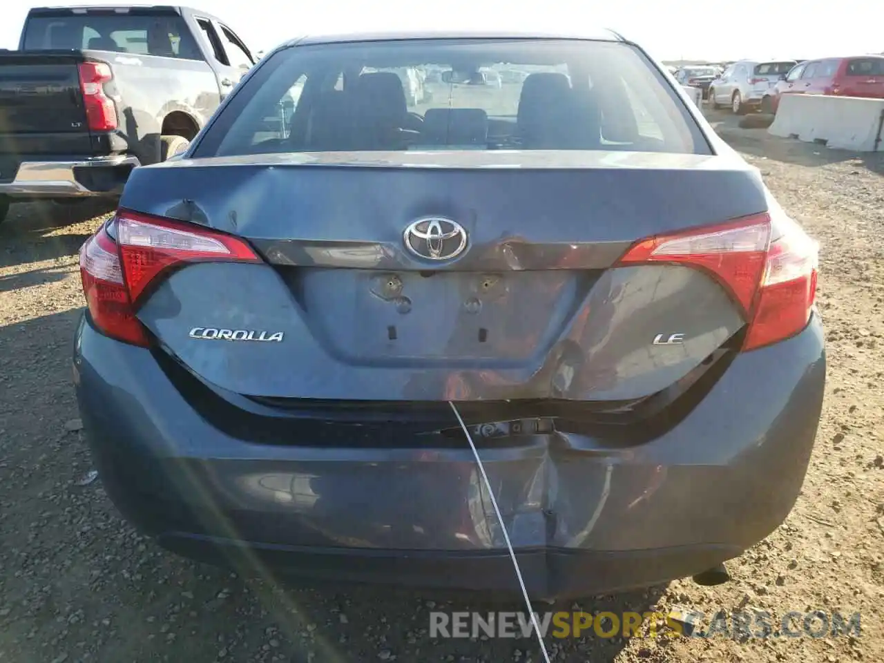 9 Photograph of a damaged car 2T1BURHE4KC241408 TOYOTA COROLLA 2019