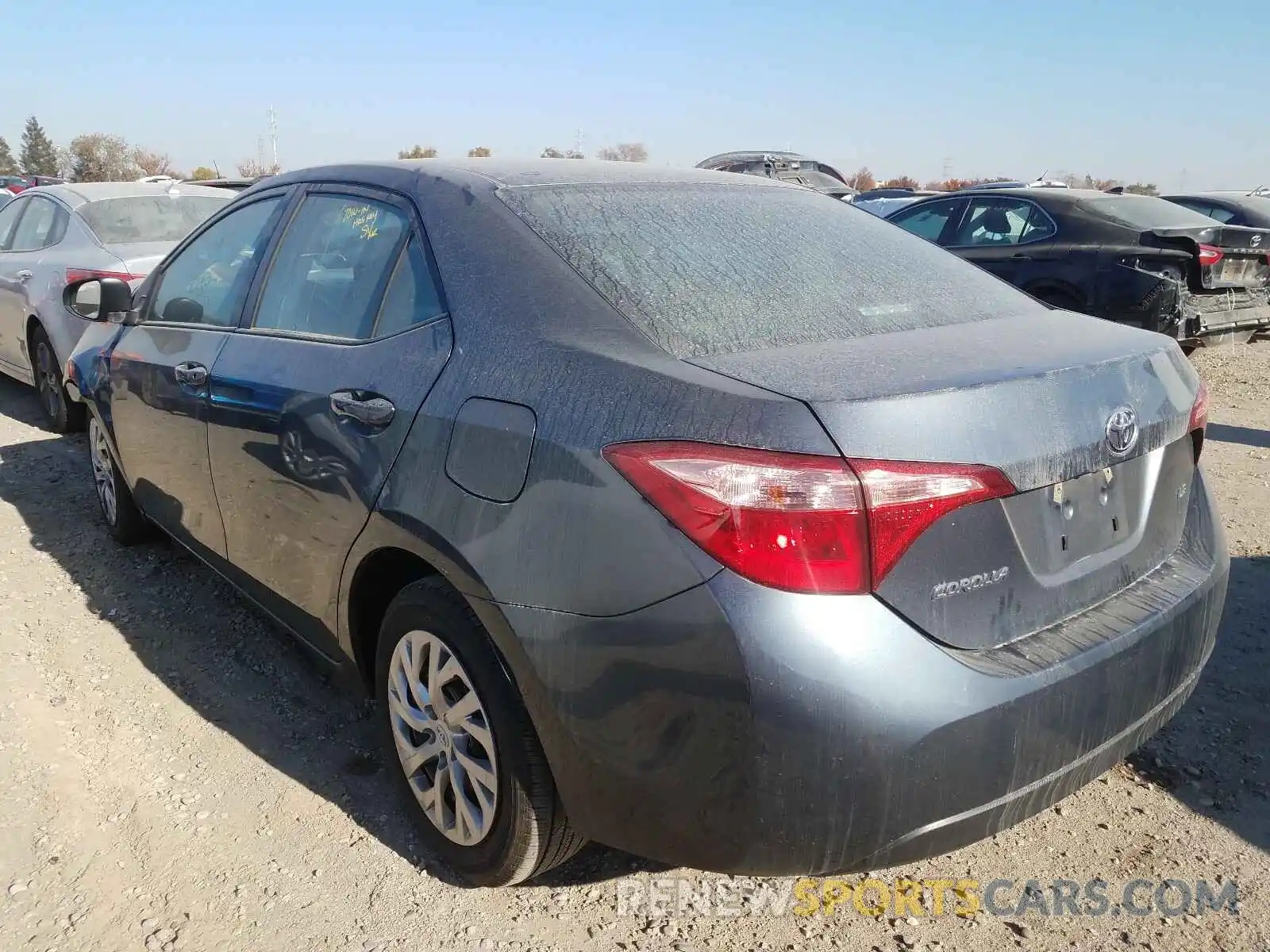 3 Photograph of a damaged car 2T1BURHE4KC241974 TOYOTA COROLLA 2019