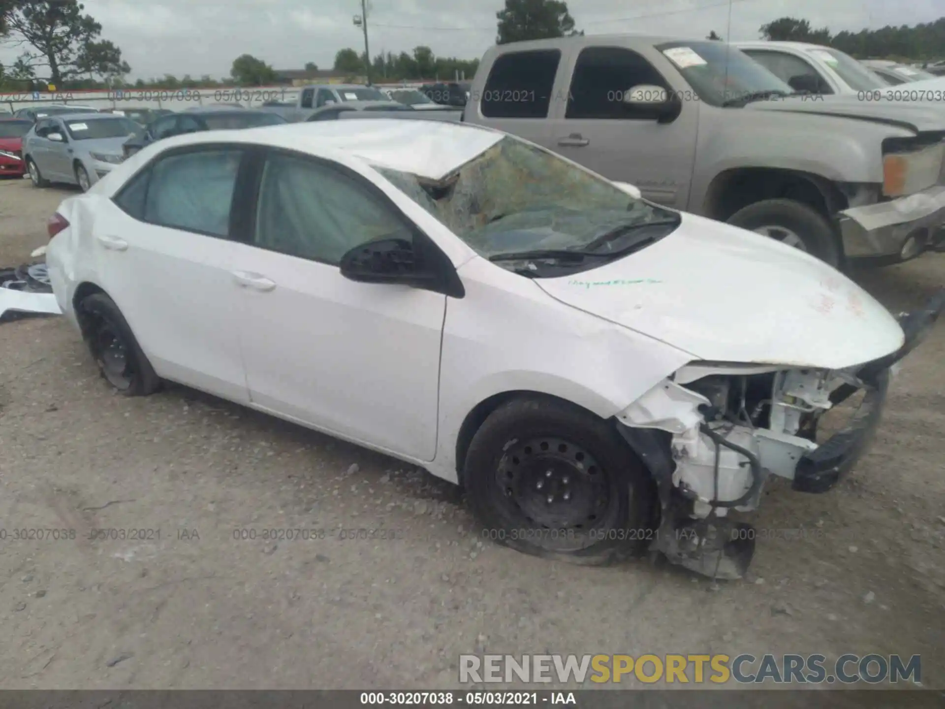 1 Photograph of a damaged car 2T1BURHE4KC242610 TOYOTA COROLLA 2019