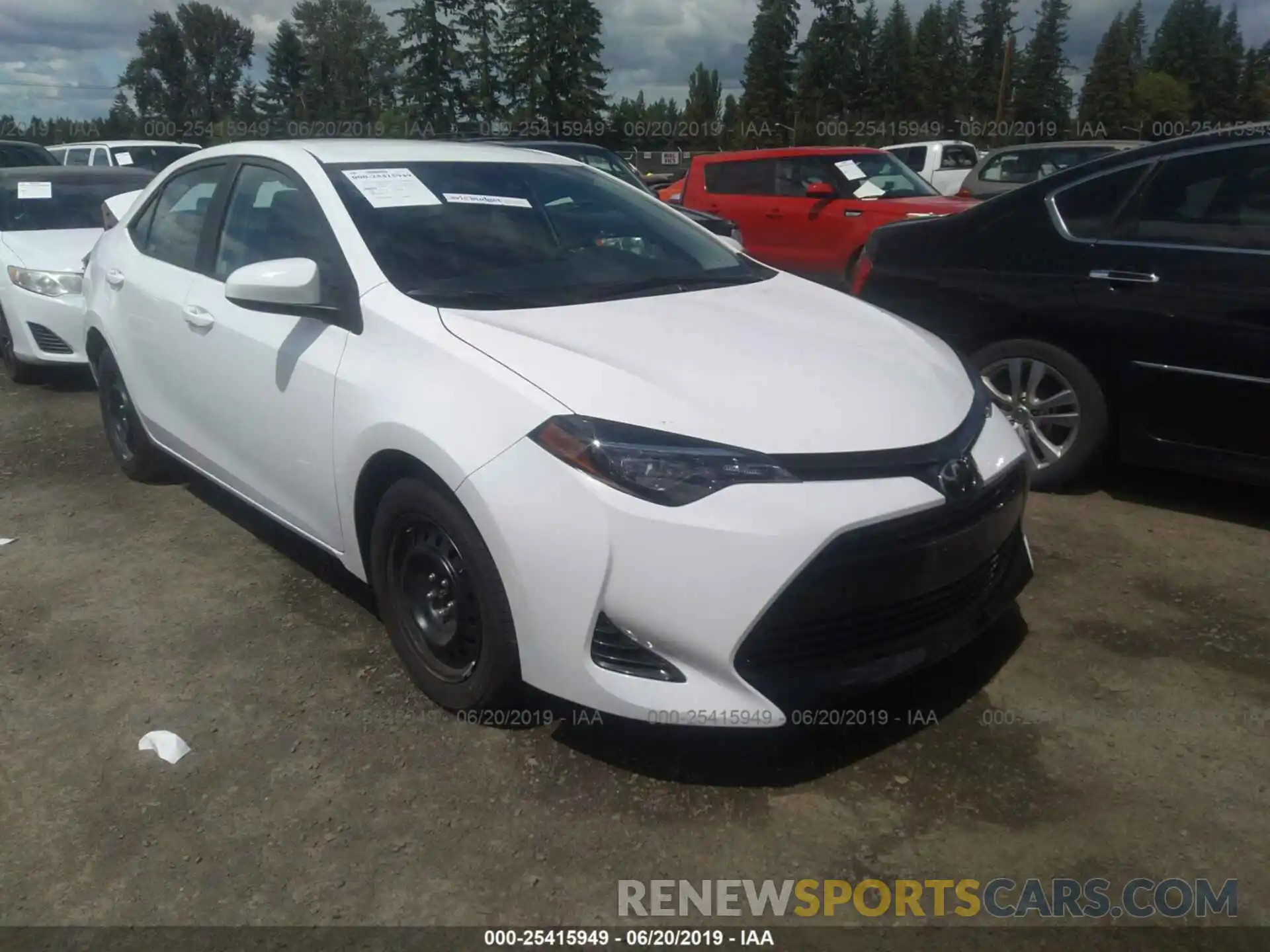 1 Photograph of a damaged car 2T1BURHE4KC242655 TOYOTA COROLLA 2019