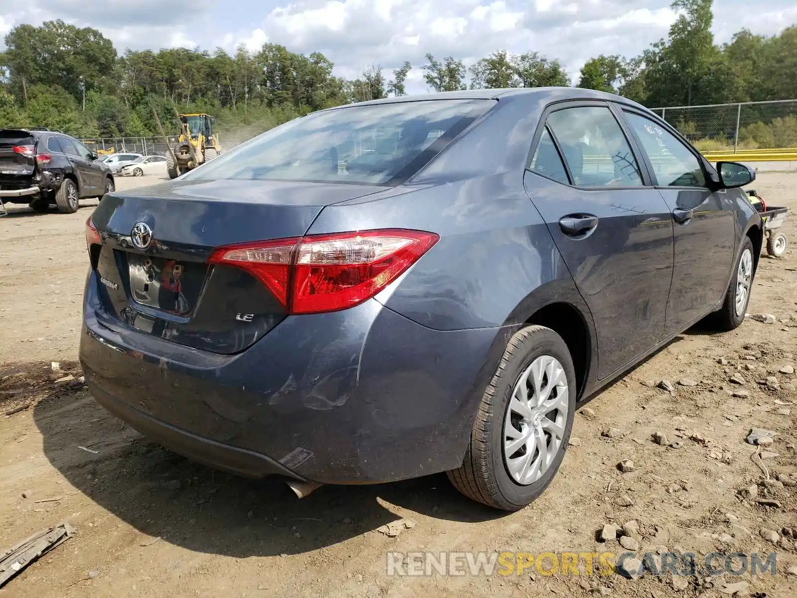 4 Photograph of a damaged car 2T1BURHE4KC243028 TOYOTA COROLLA 2019