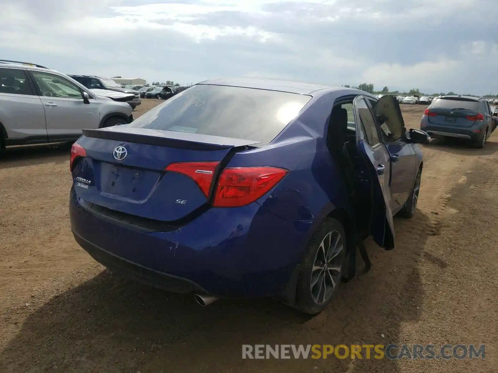 4 Photograph of a damaged car 2T1BURHE4KC244003 TOYOTA COROLLA 2019