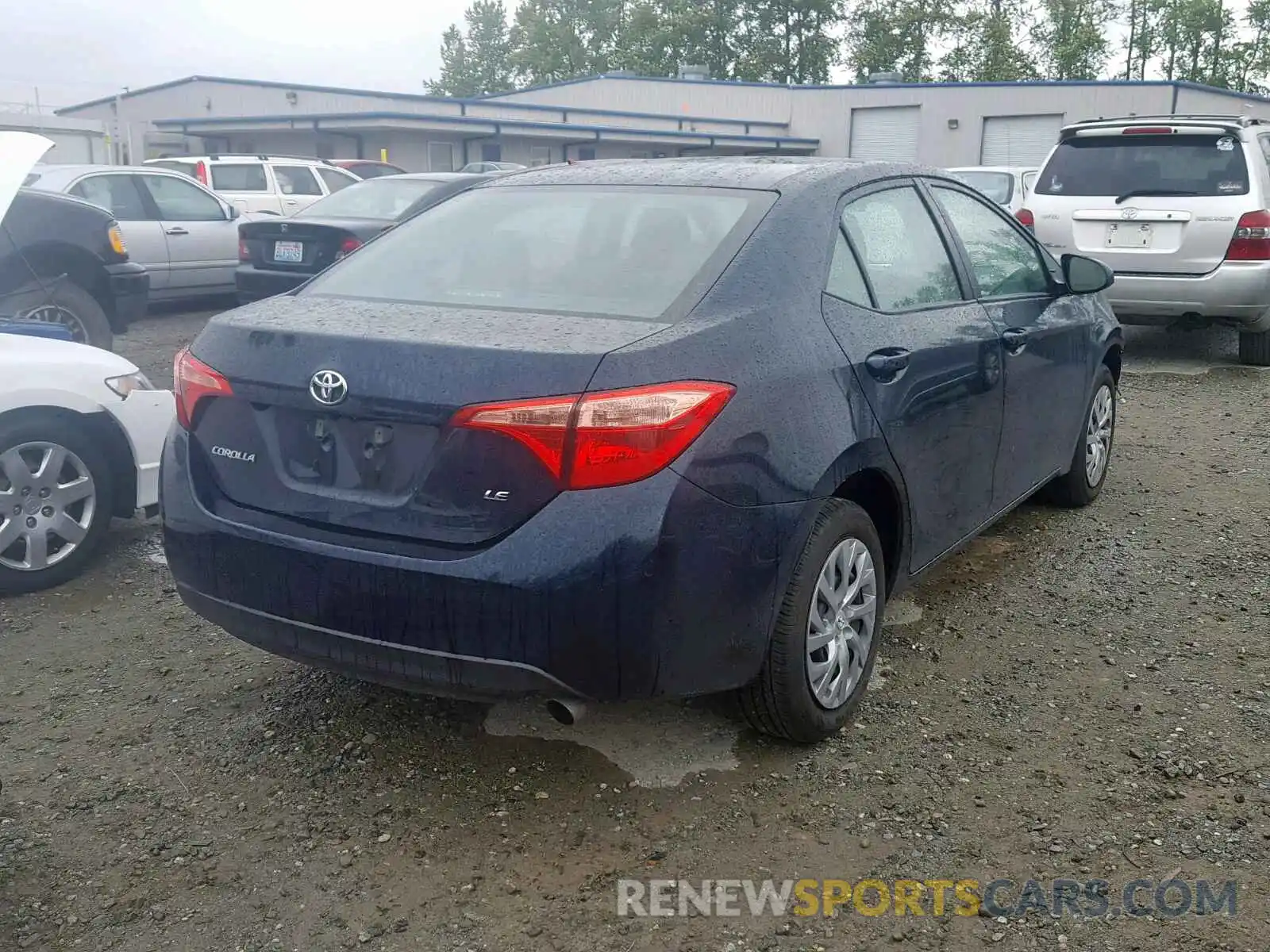 4 Photograph of a damaged car 2T1BURHE5KC126333 TOYOTA COROLLA 2019