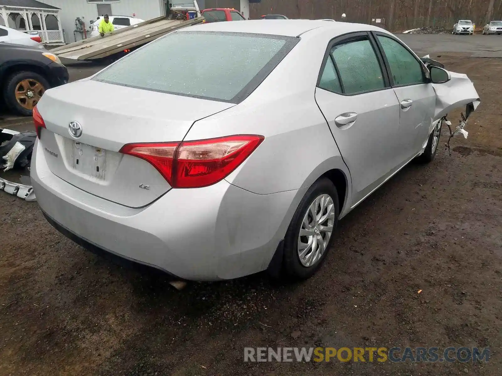 4 Photograph of a damaged car 2T1BURHE5KC126350 TOYOTA COROLLA 2019