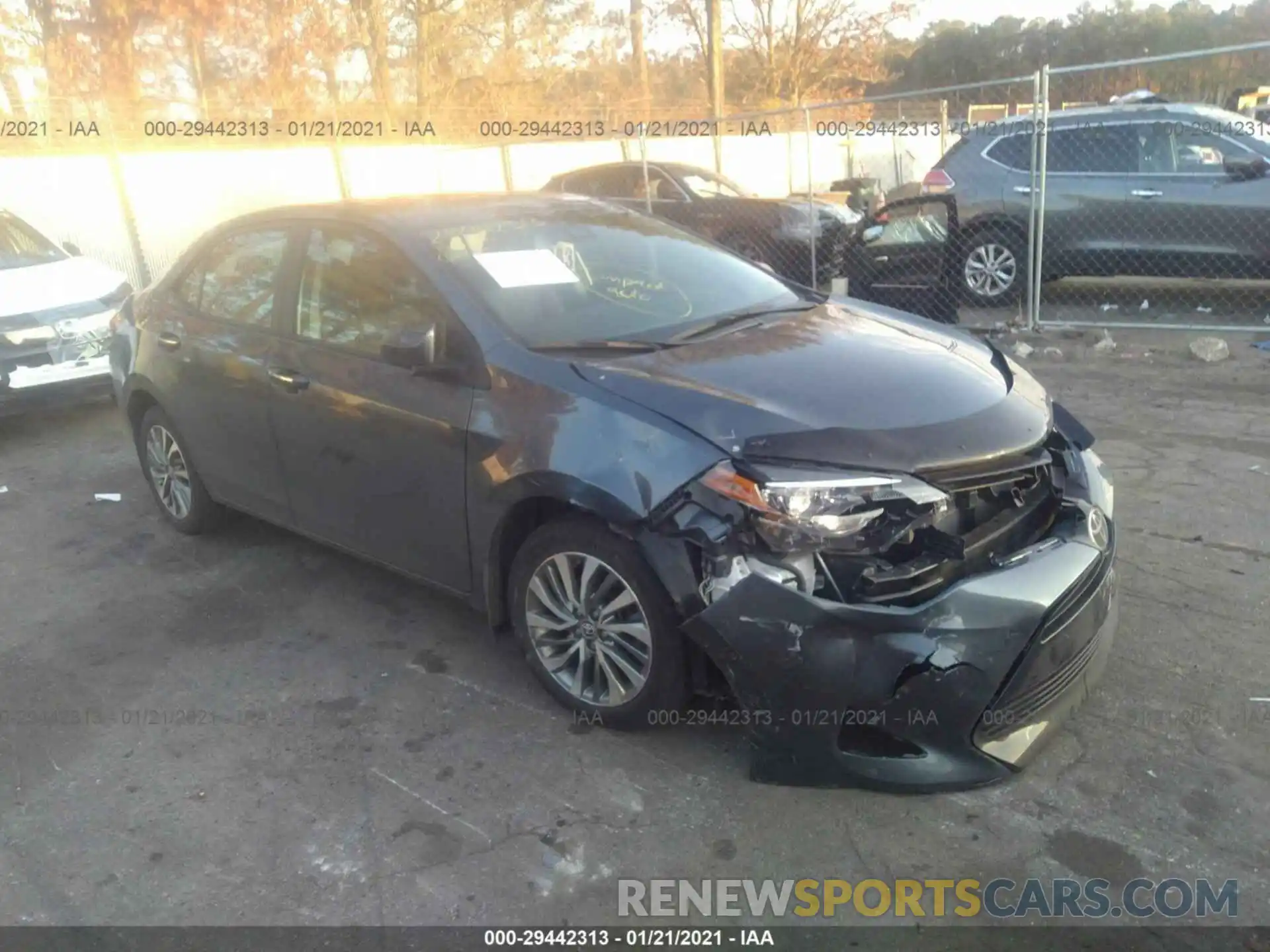 1 Photograph of a damaged car 2T1BURHE5KC127093 TOYOTA COROLLA 2019