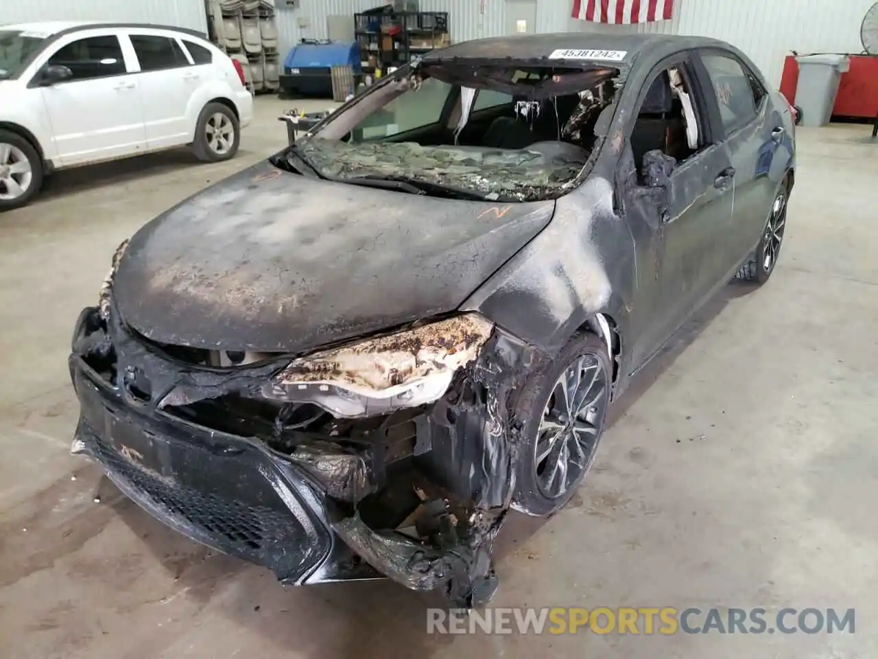 2 Photograph of a damaged car 2T1BURHE5KC127210 TOYOTA COROLLA 2019