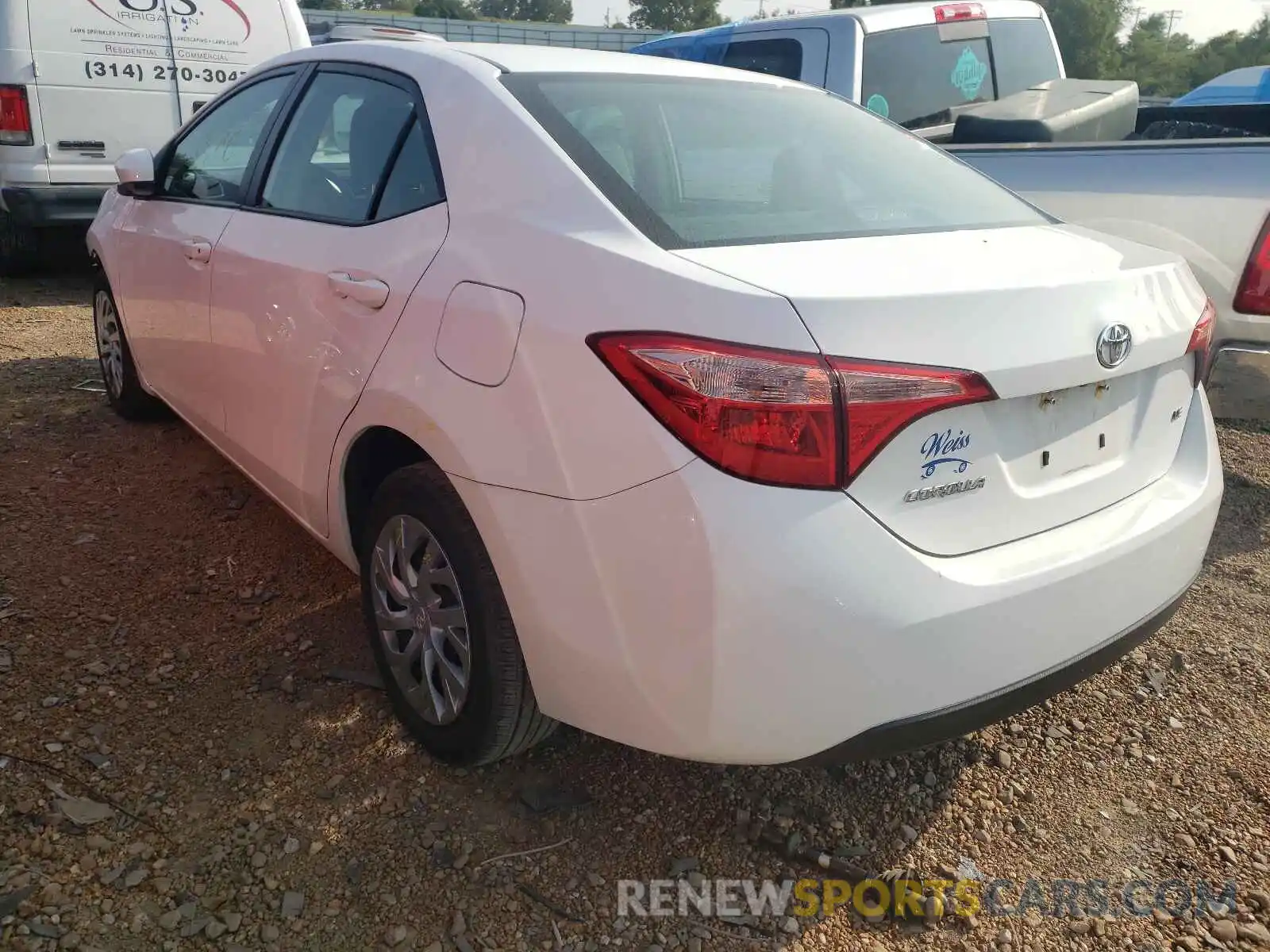 3 Photograph of a damaged car 2T1BURHE5KC128003 TOYOTA COROLLA 2019