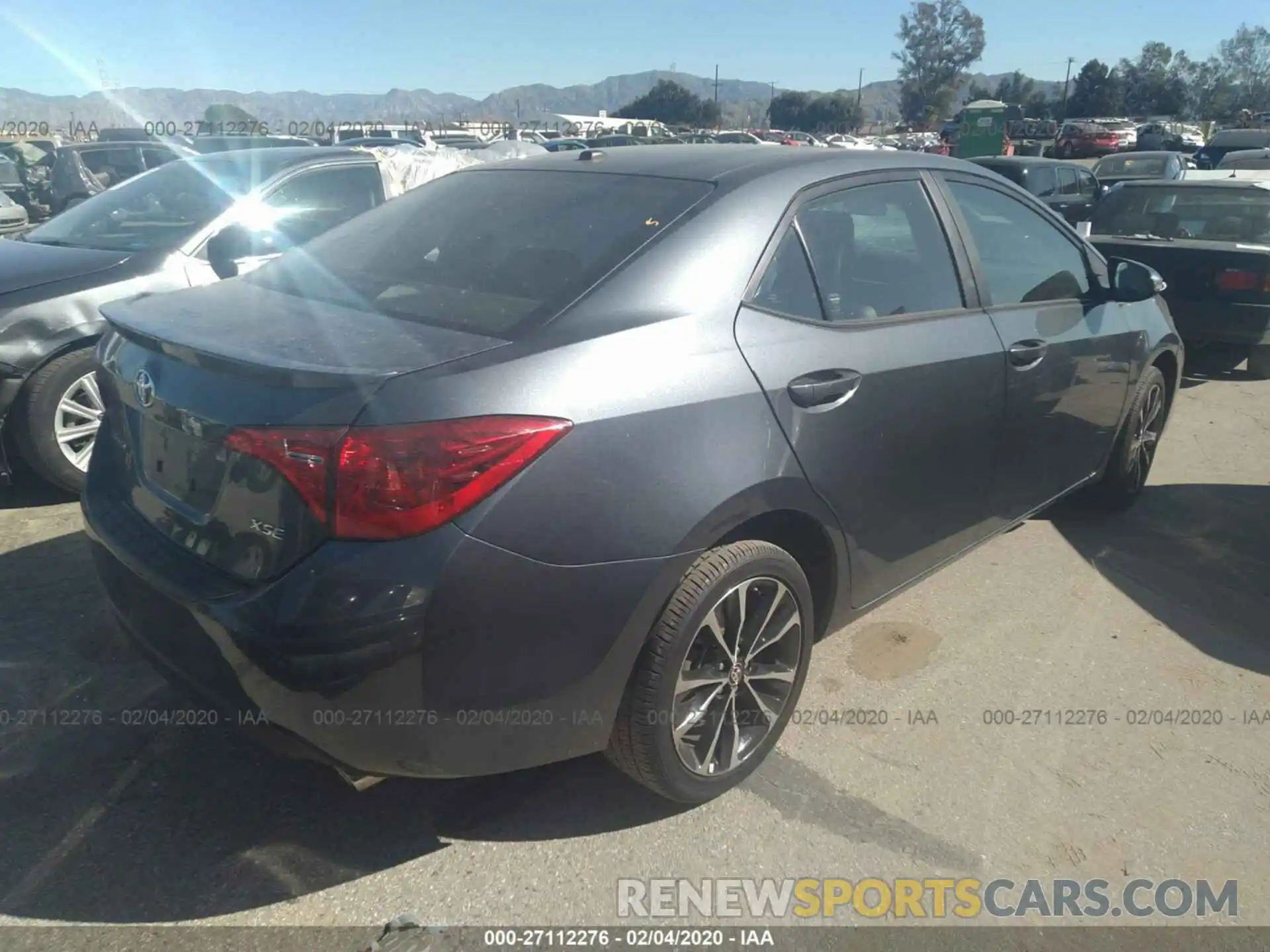 4 Photograph of a damaged car 2T1BURHE5KC128020 TOYOTA COROLLA 2019