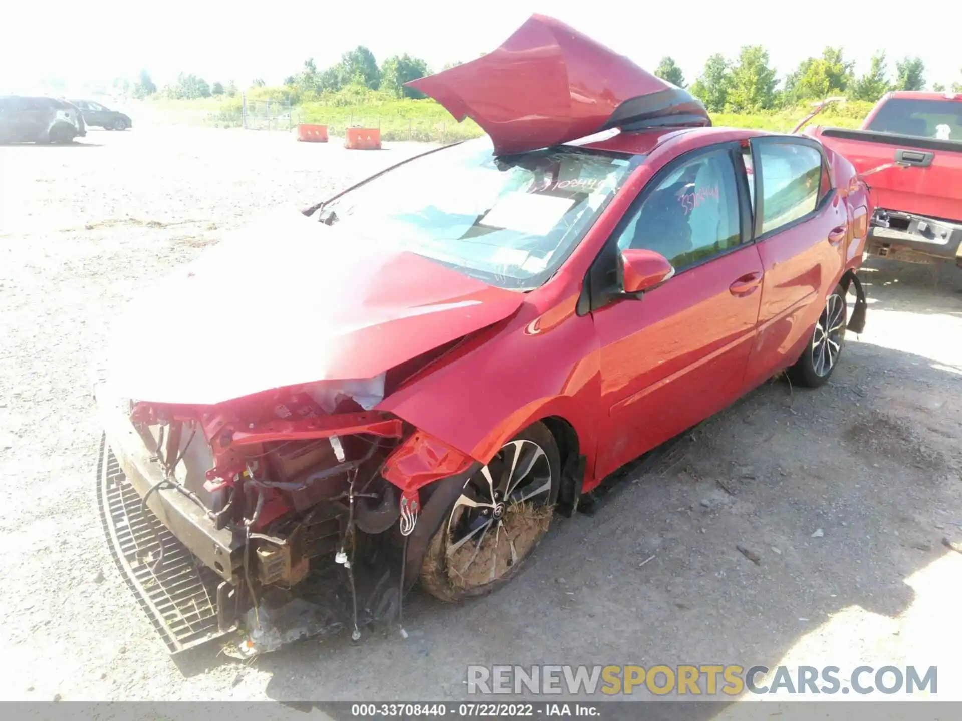 2 Photograph of a damaged car 2T1BURHE5KC130205 TOYOTA COROLLA 2019