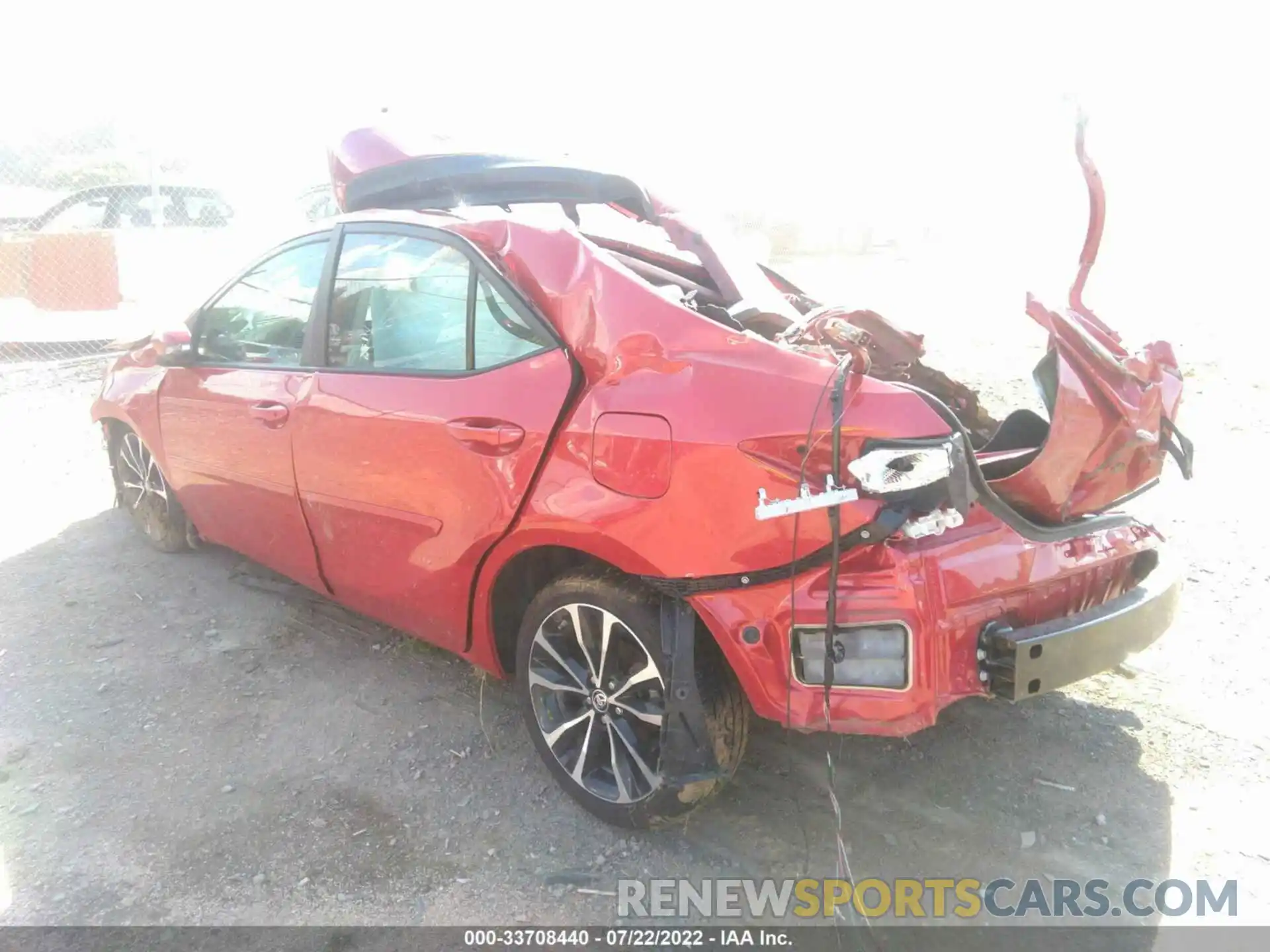 3 Photograph of a damaged car 2T1BURHE5KC130205 TOYOTA COROLLA 2019