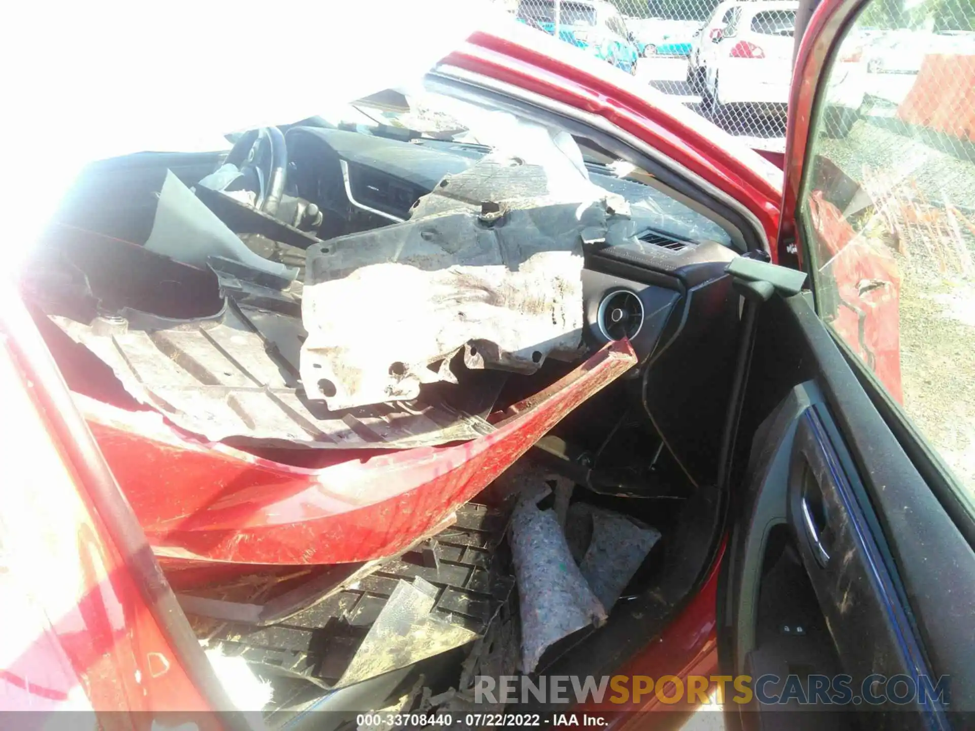 5 Photograph of a damaged car 2T1BURHE5KC130205 TOYOTA COROLLA 2019