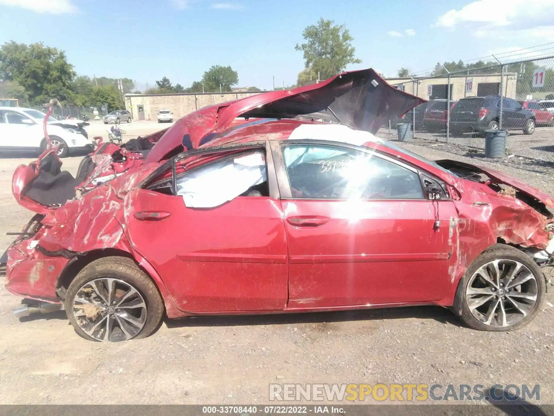 6 Photograph of a damaged car 2T1BURHE5KC130205 TOYOTA COROLLA 2019