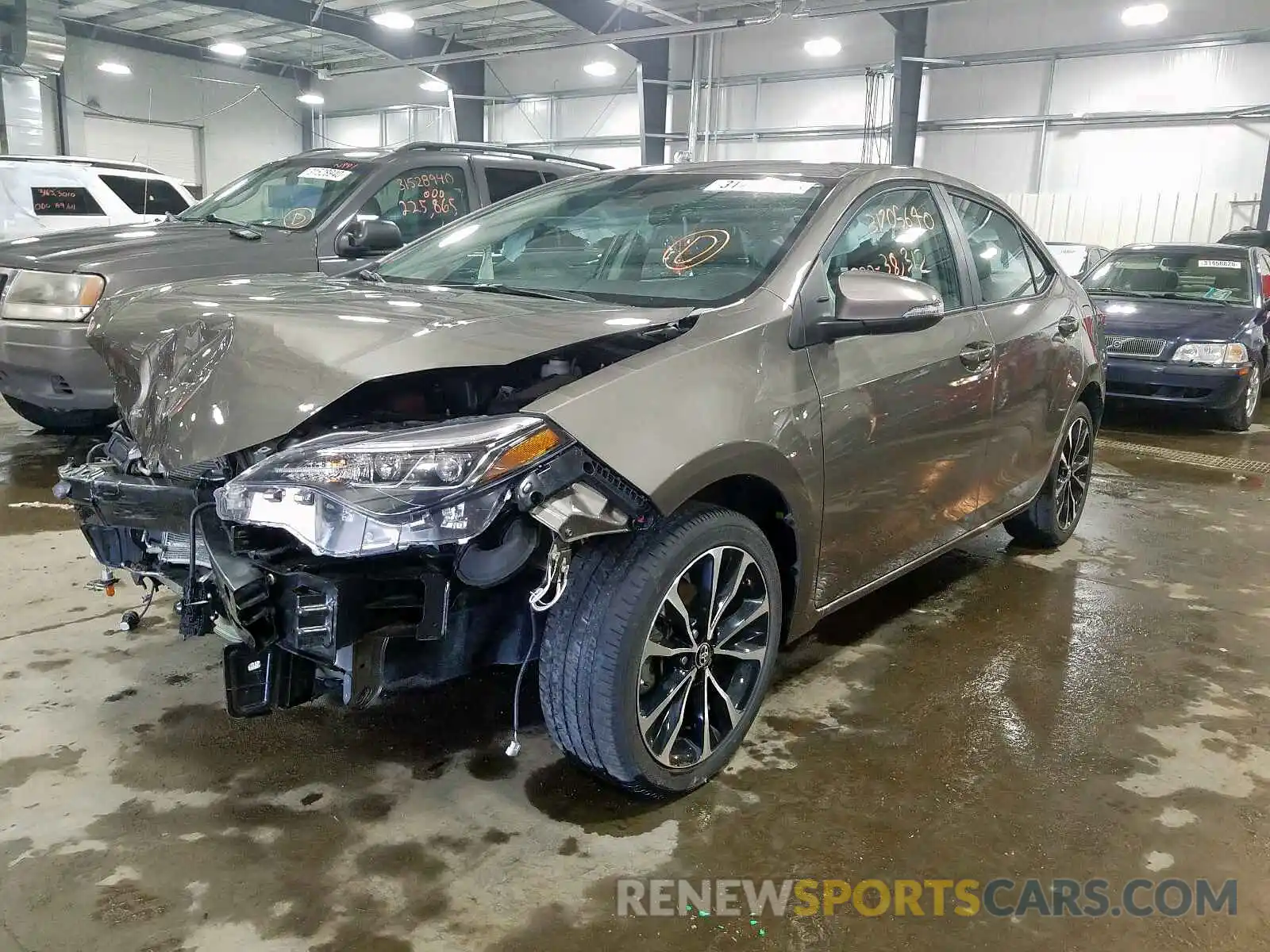 2 Photograph of a damaged car 2T1BURHE5KC130351 TOYOTA COROLLA 2019