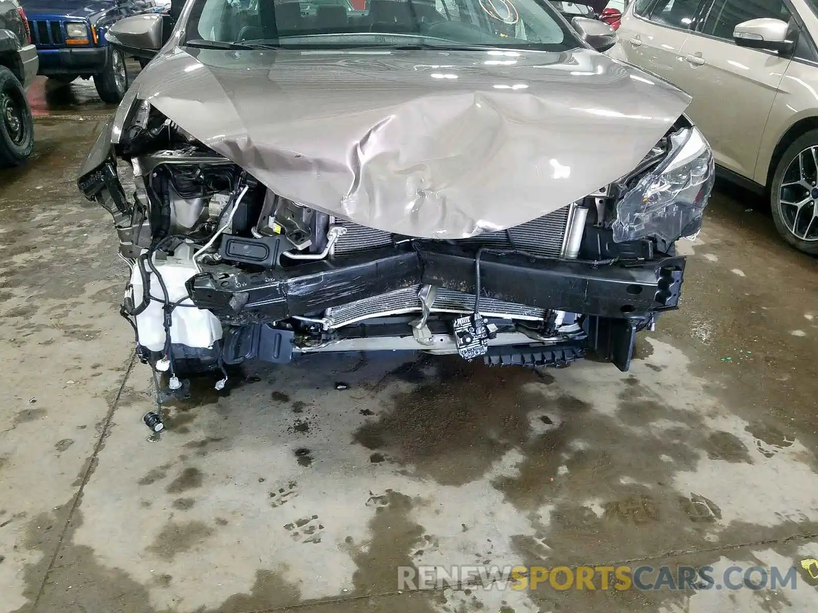 9 Photograph of a damaged car 2T1BURHE5KC130351 TOYOTA COROLLA 2019