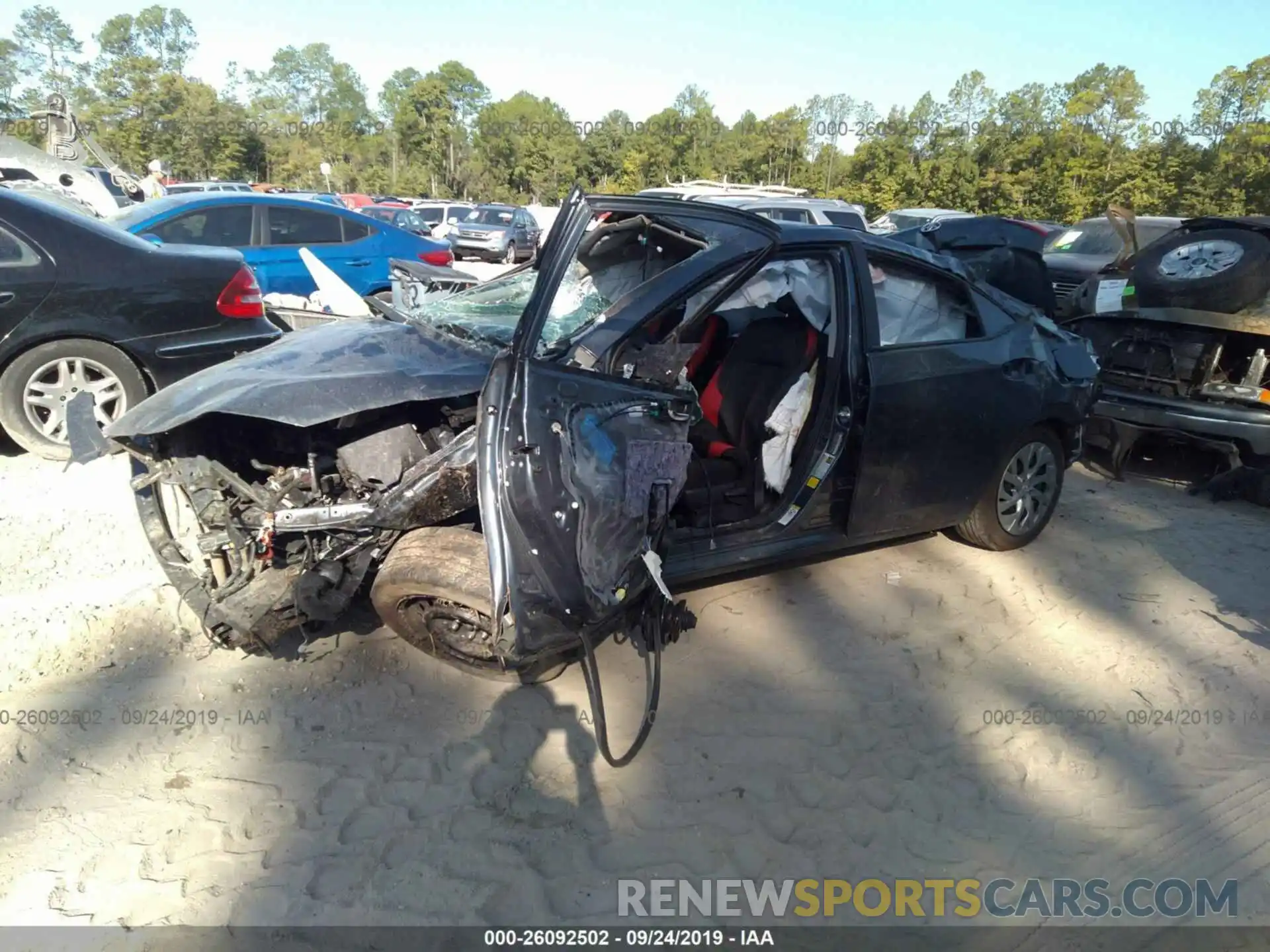 2 Photograph of a damaged car 2T1BURHE5KC130592 TOYOTA COROLLA 2019